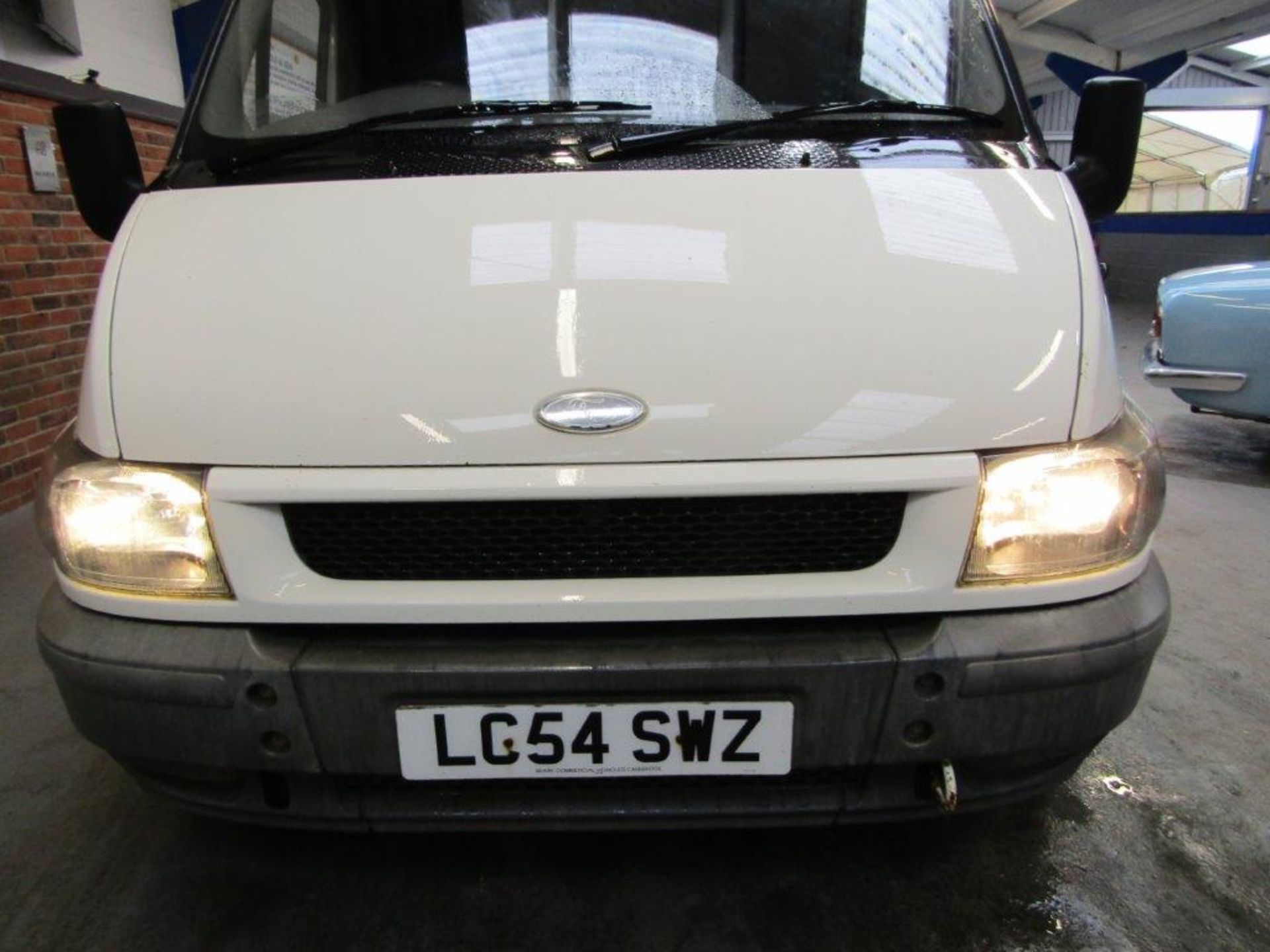 54 05 Ford Transit 300 SWB - Image 26 of 27