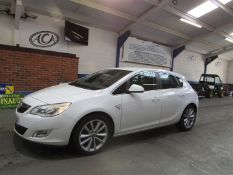 61 11 Vauxhall Astra Elite CDTI