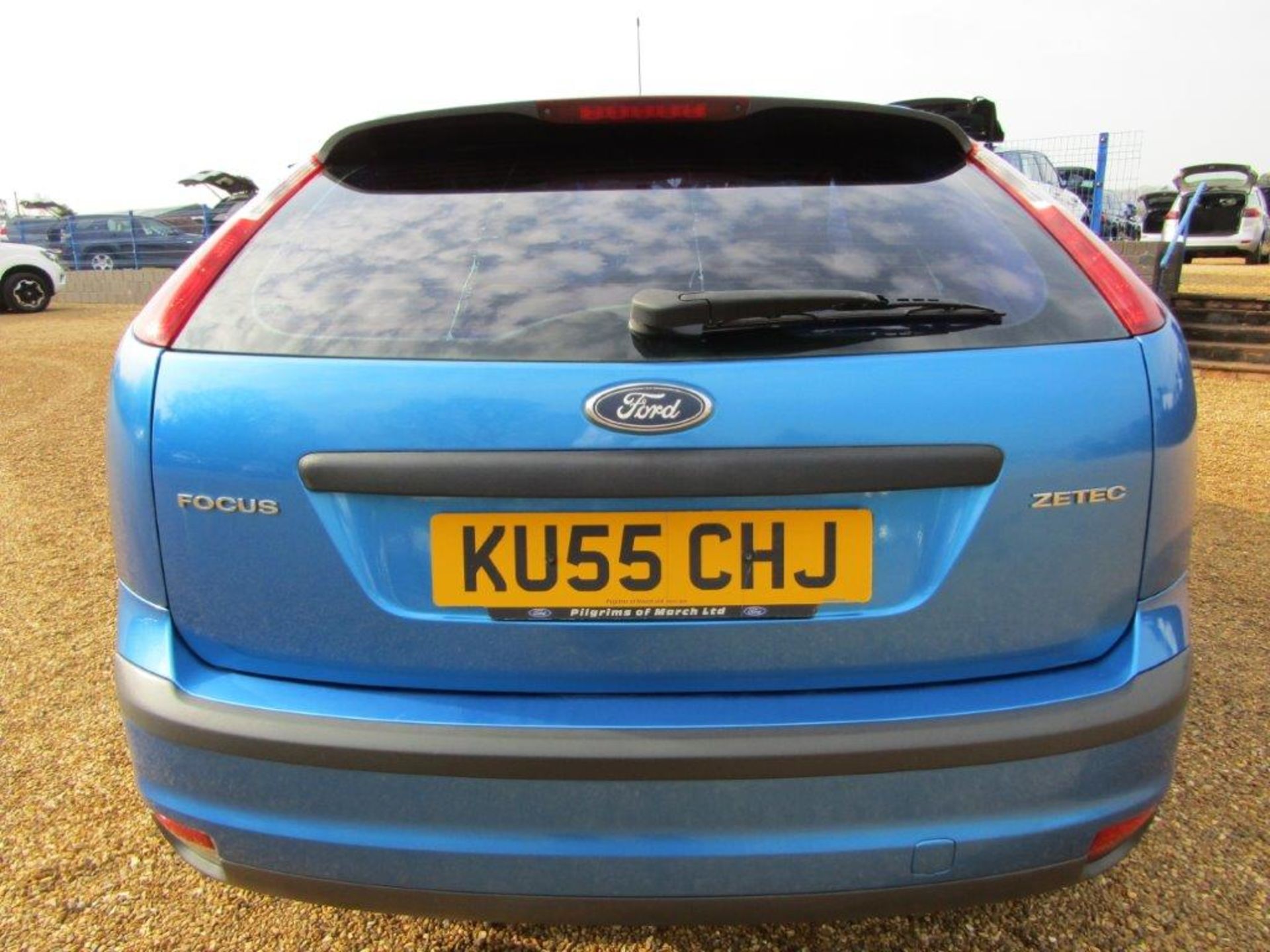 55 05 Ford Focus Zetec Climate - Image 16 of 21