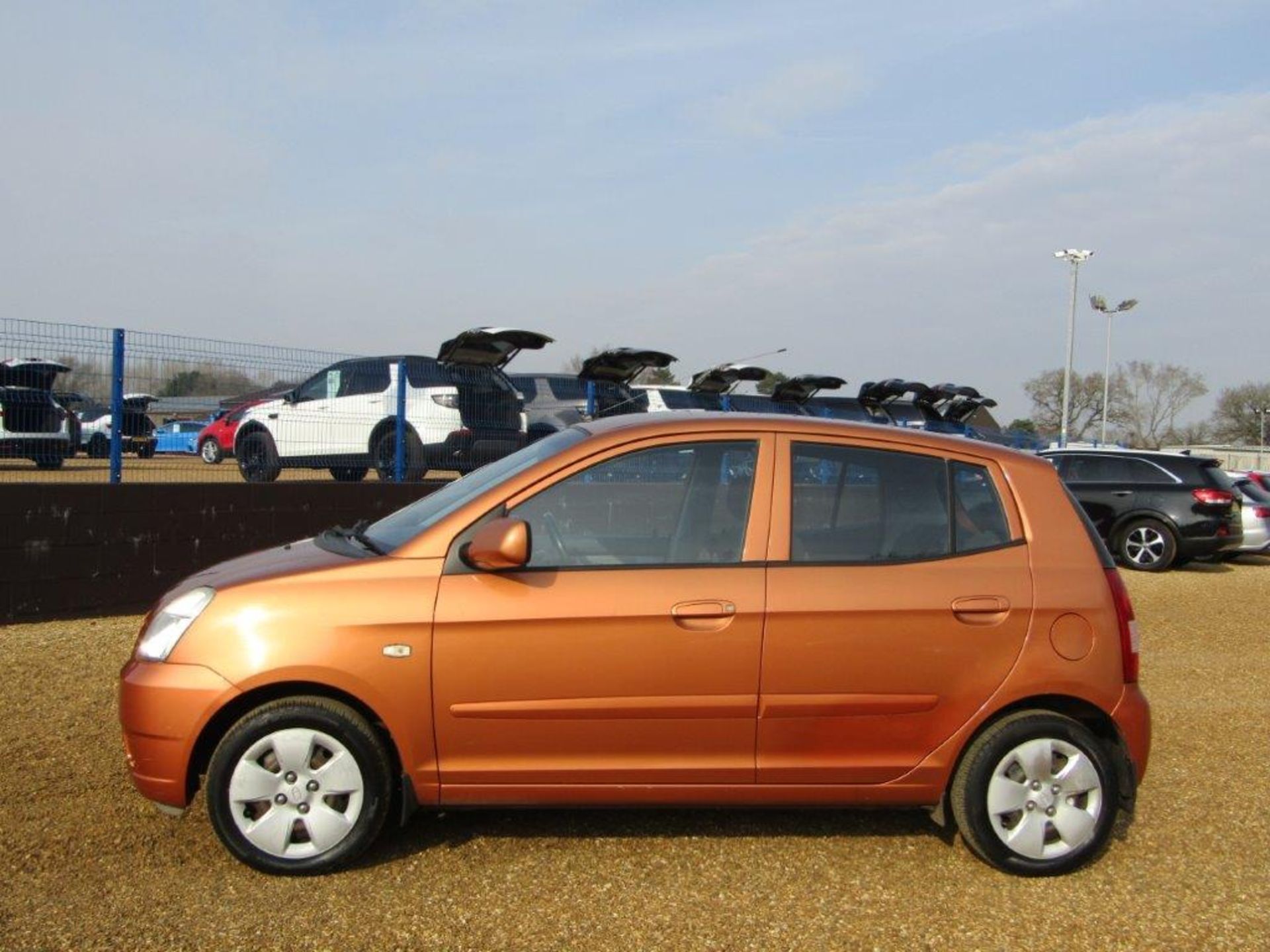 55 05 Kia Picanto LX - Image 19 of 23