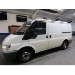 54 05 Ford Transit 300 SWB