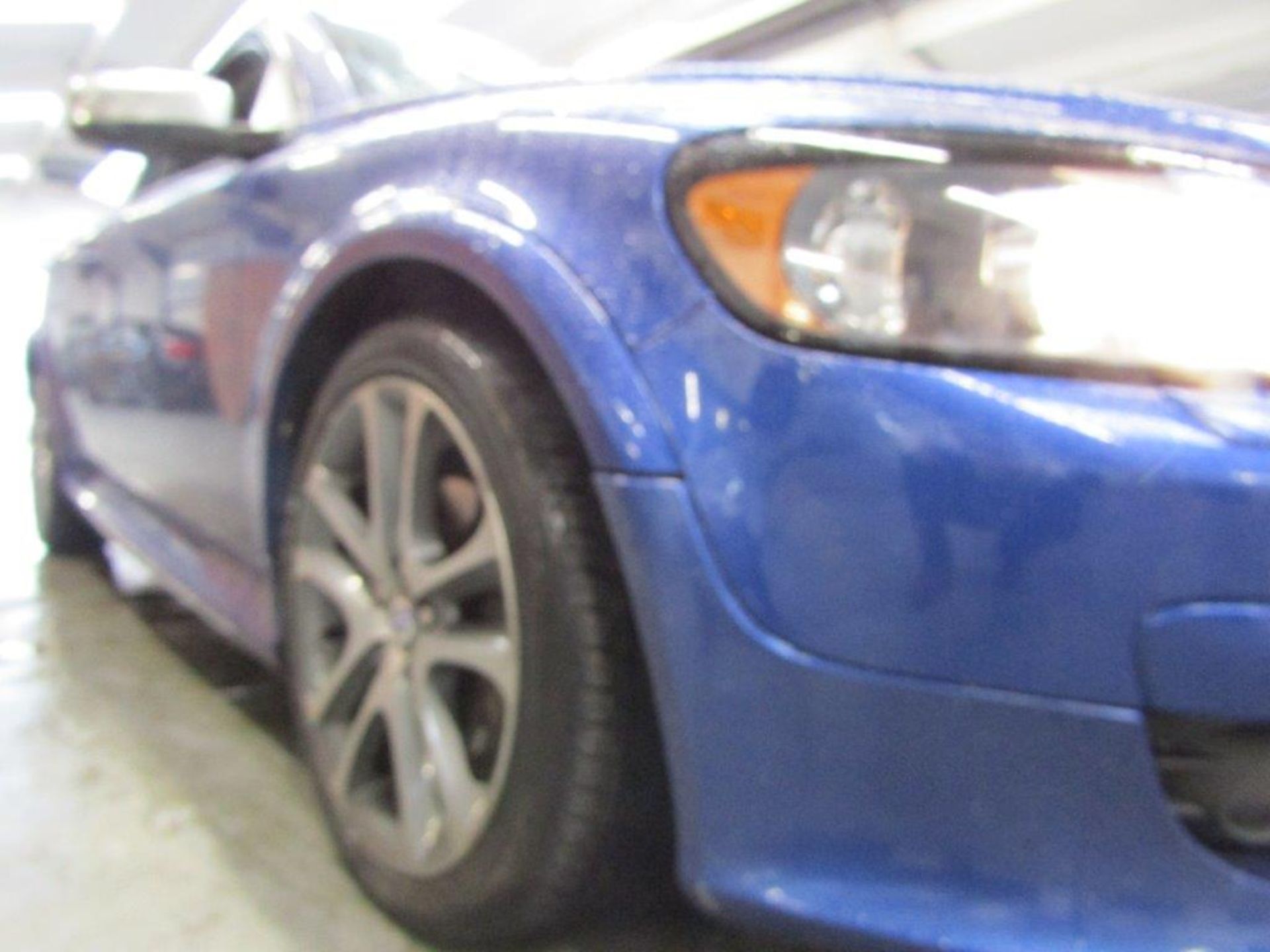 09 09 Volvo C30 SE Sport D5 - Image 7 of 25