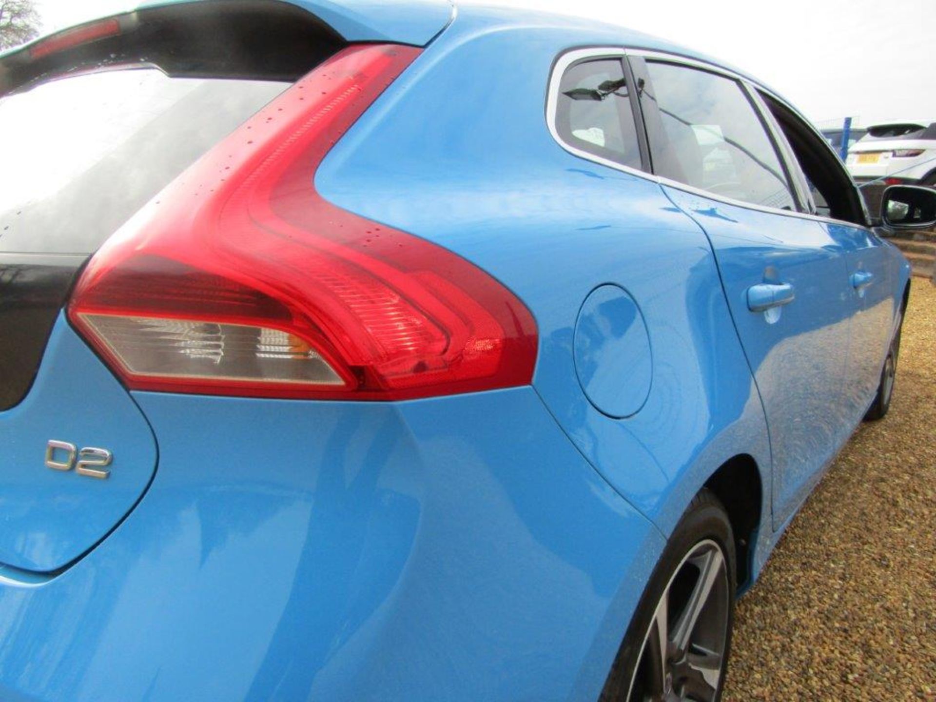 64 14 Volvo V40 R-Design Lux D2 - Image 23 of 28