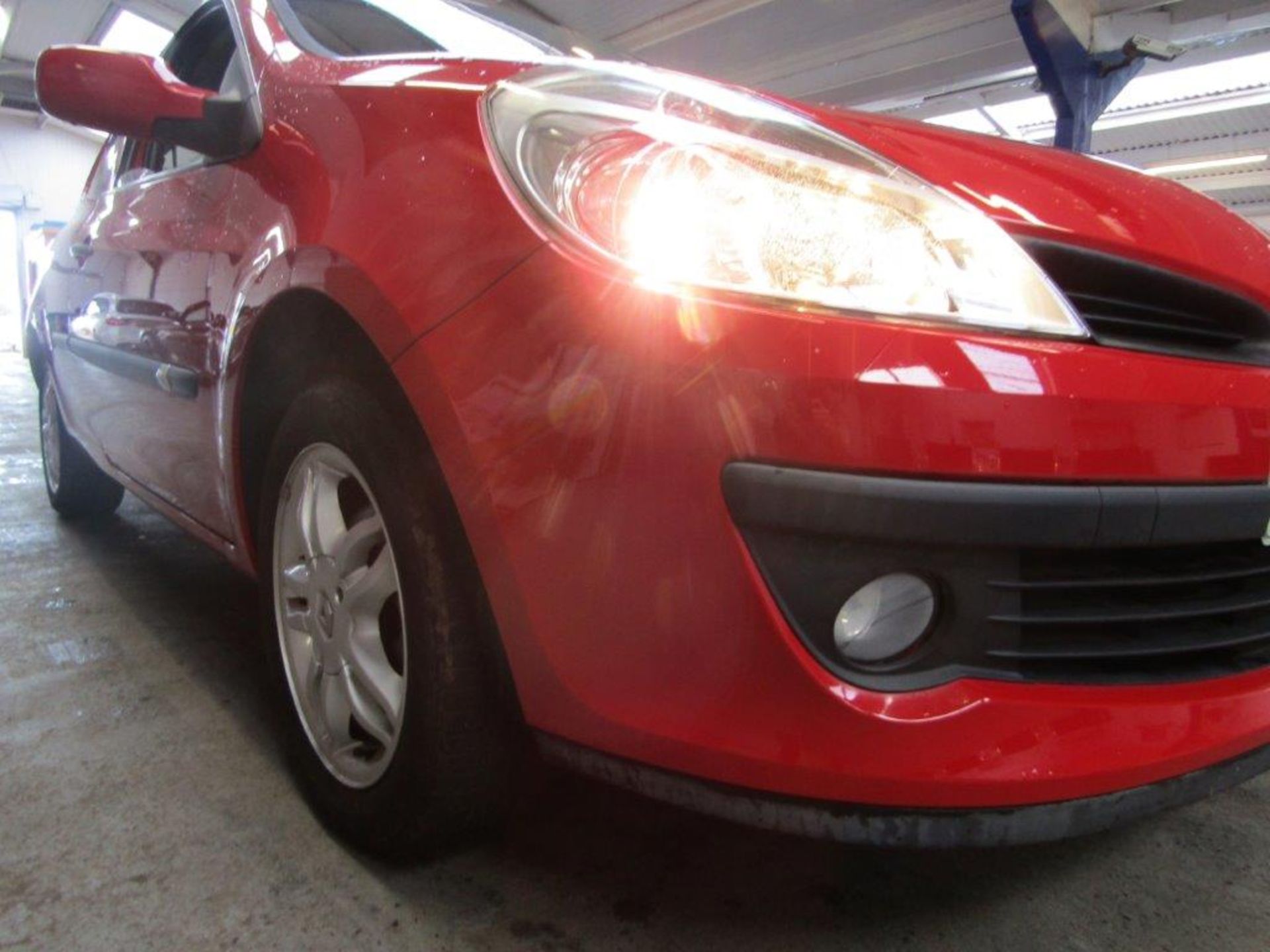 08 08 Renault Clio Expression - Image 26 of 41