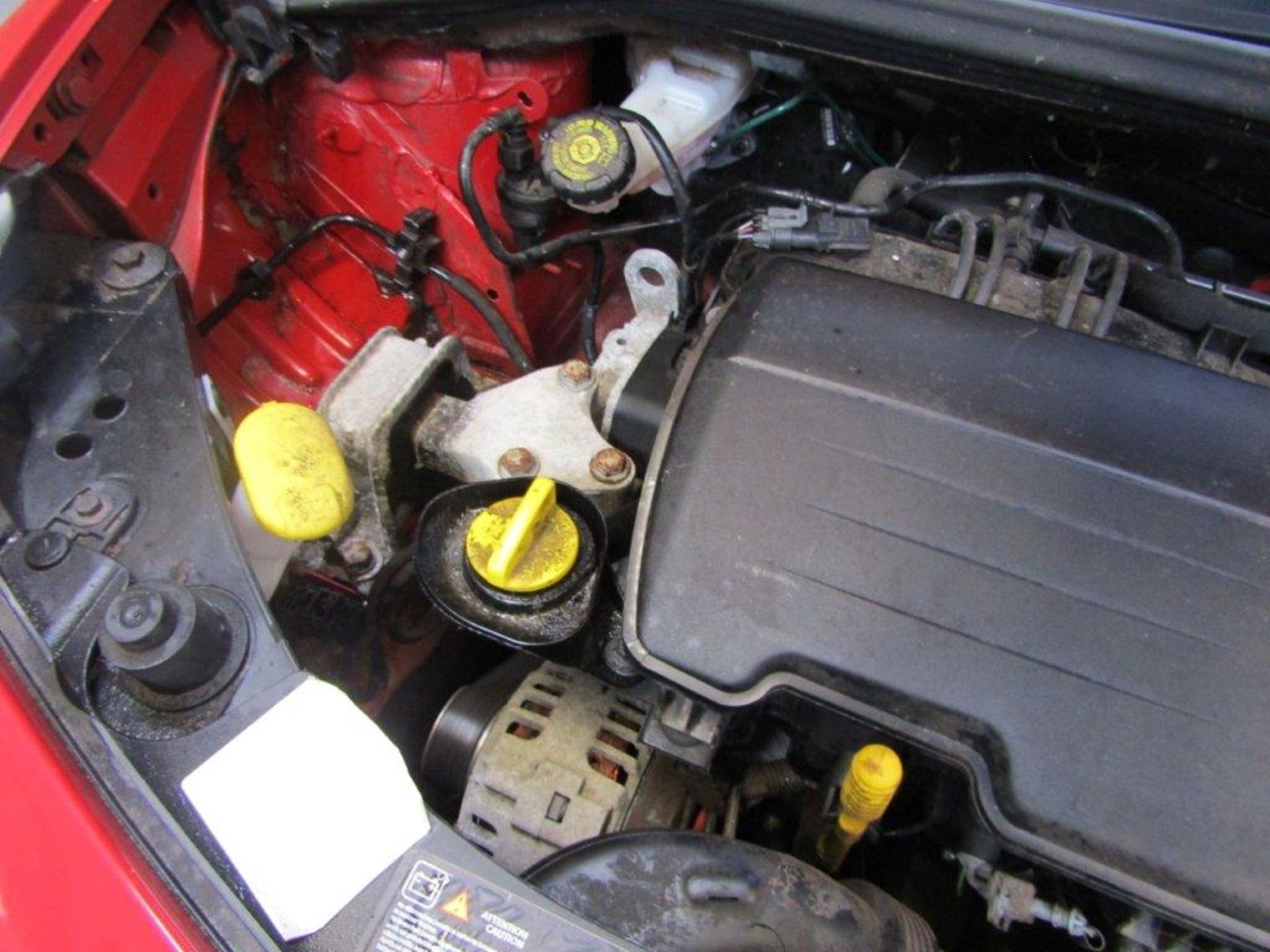 08 08 Renault Clio Expression - Image 11 of 41