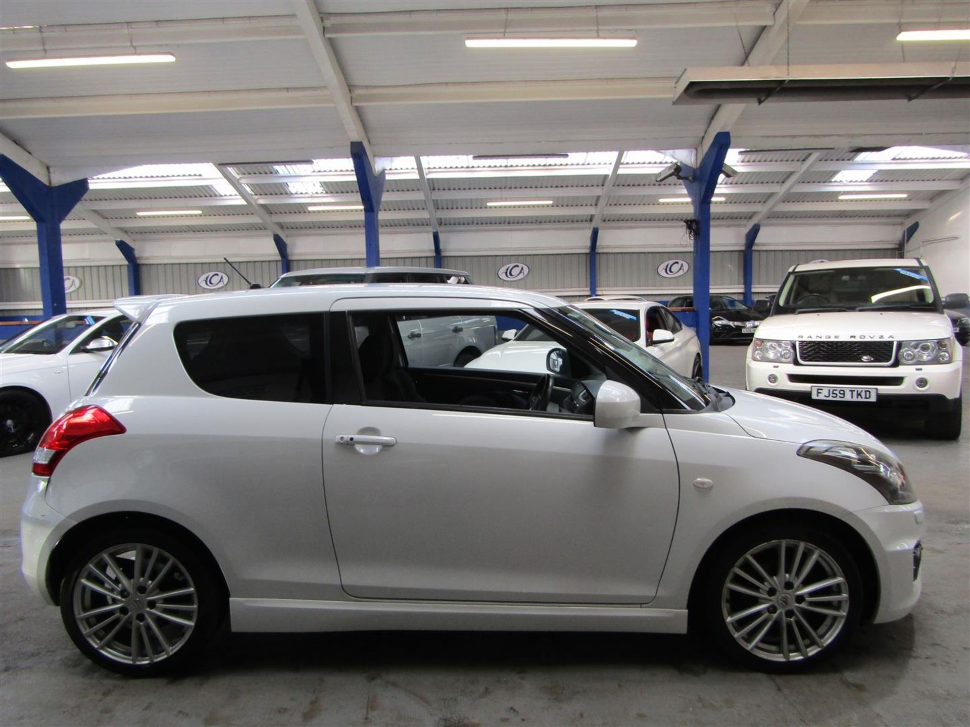 12 12 Suzuki Swift Sport - Image 2 of 25