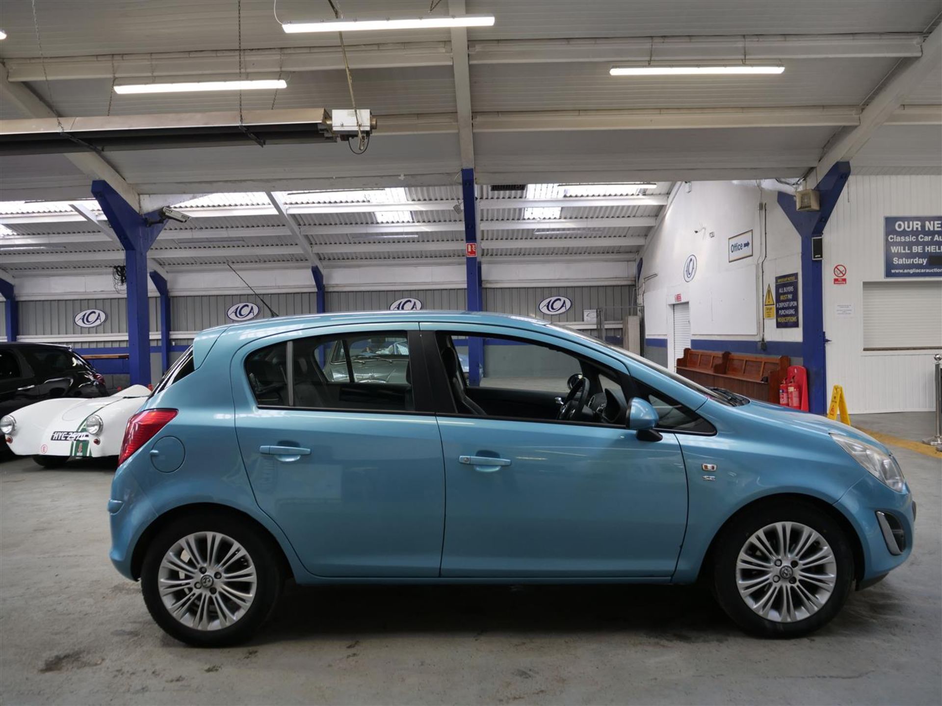 12 12 Vauxhall Corsa SE - Image 7 of 27