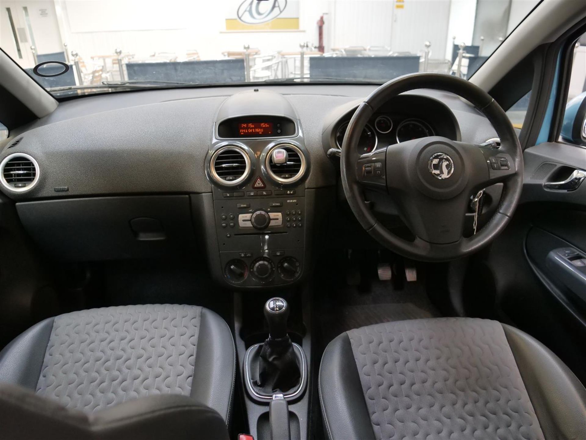 12 12 Vauxhall Corsa SE - Image 4 of 27