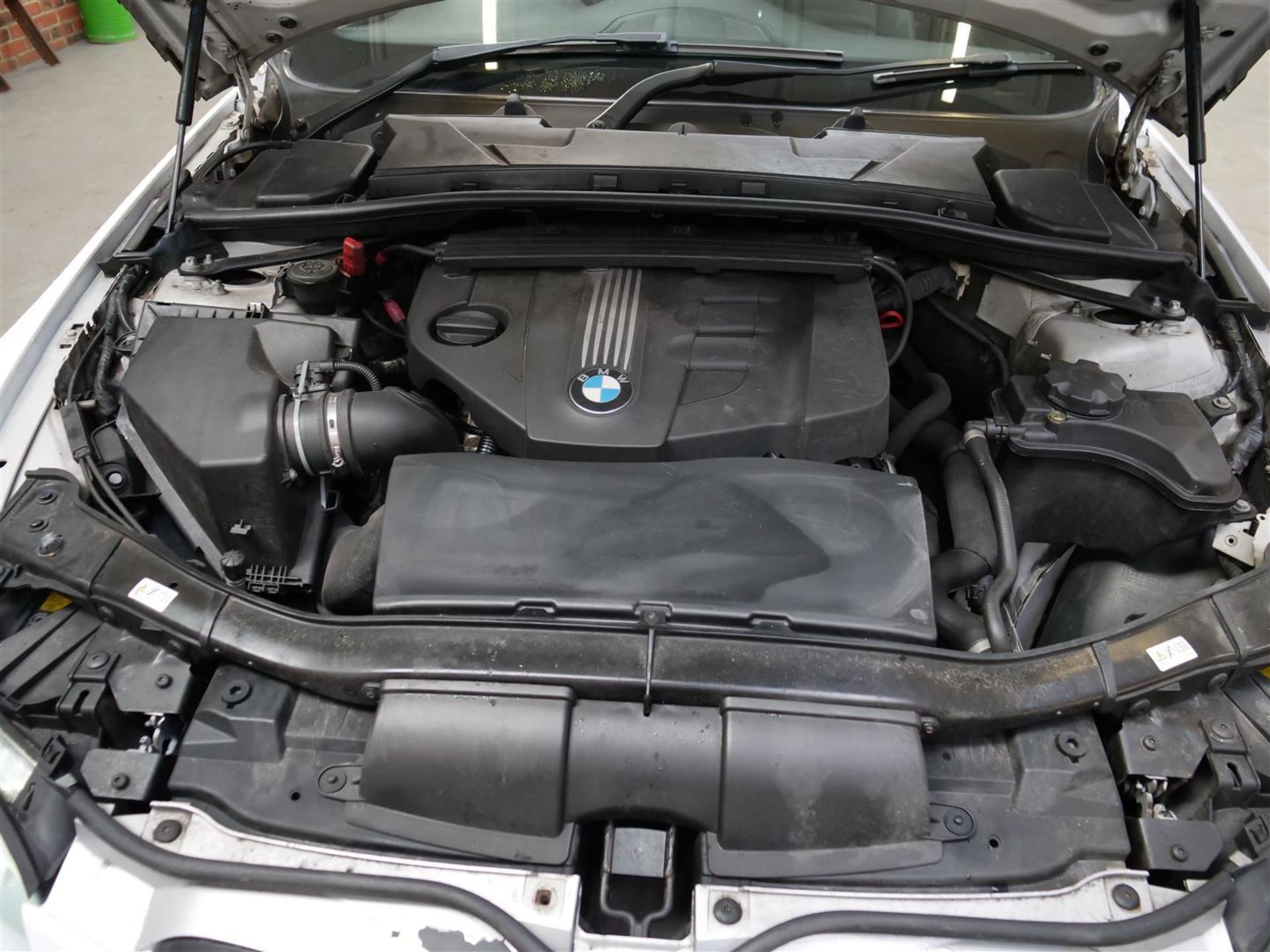 11 11 BMW 320D M Sport Auto 181 - Image 6 of 28