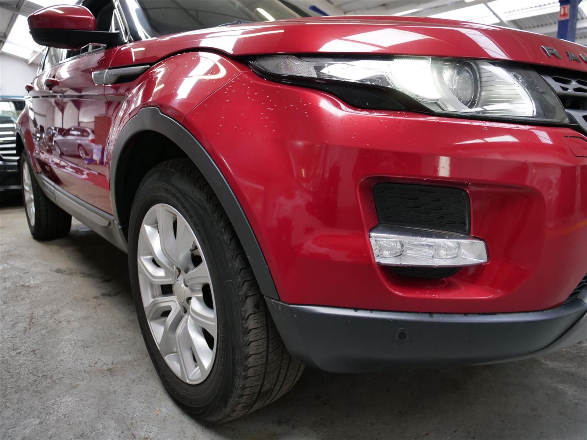 14 14 Range Rover Evoque Pure T SD4 - Image 30 of 37