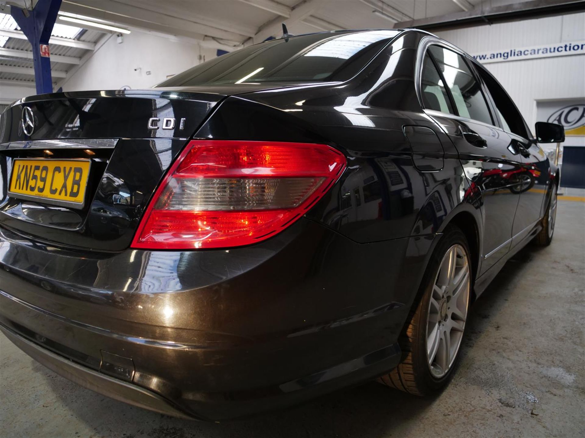 59 09 Mercedes C250 Blue Sport CDI - Image 23 of 28