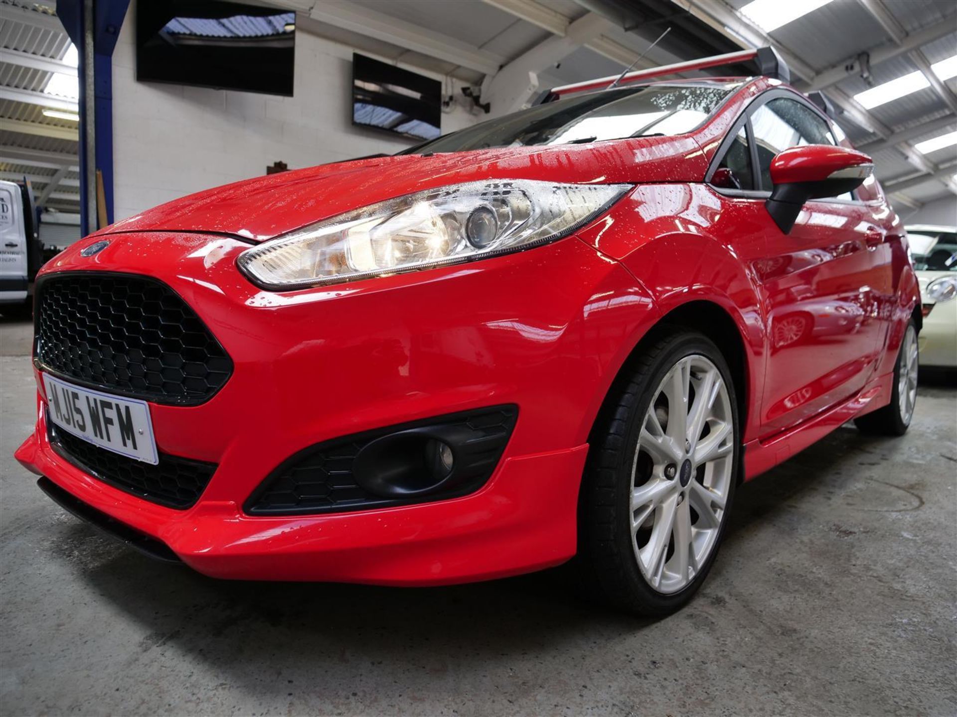 15 15 Ford Fiesta Sport TDCI - Image 18 of 28