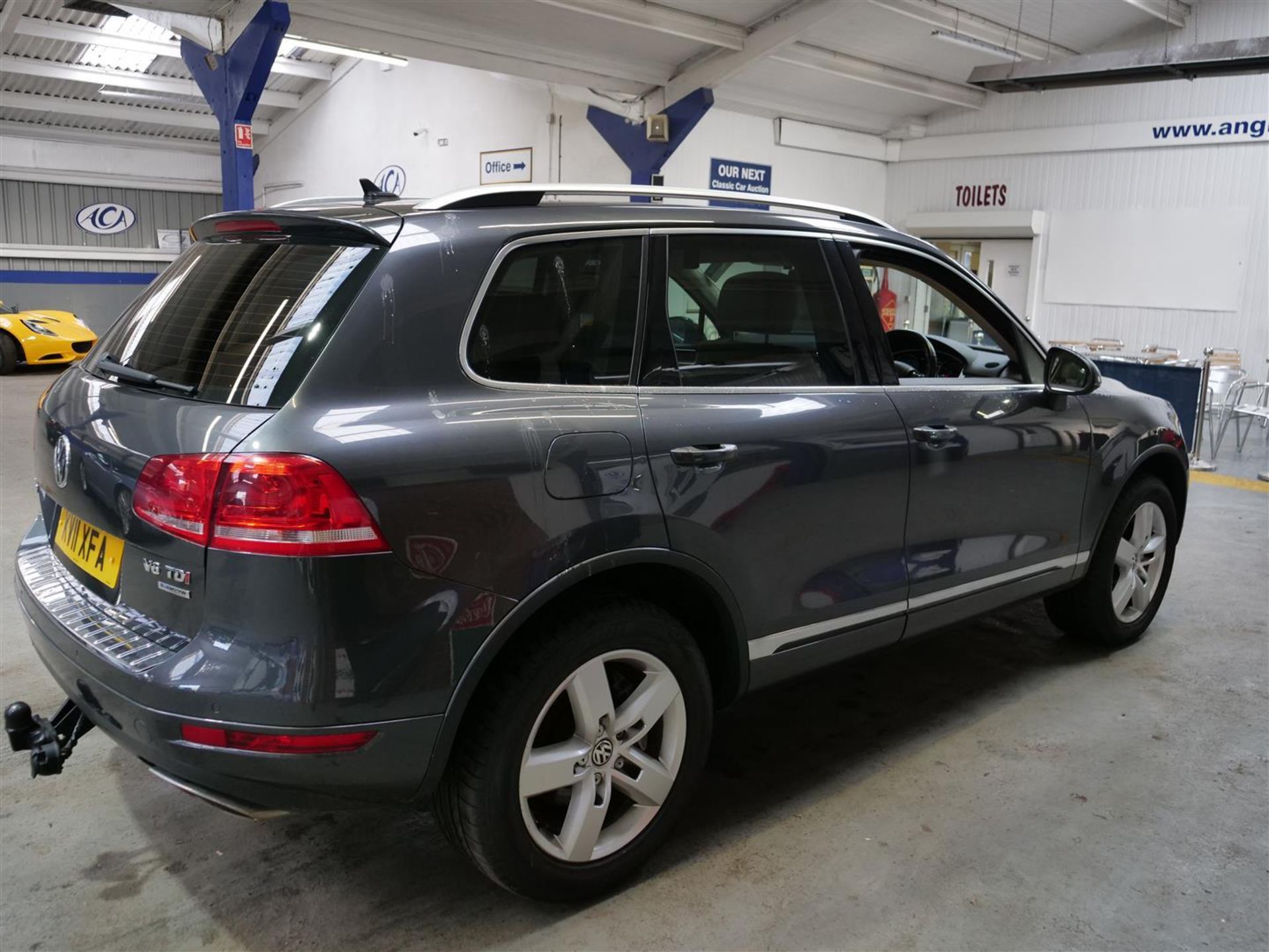 11 11 VW Touareg SE V6TDI - Image 24 of 31