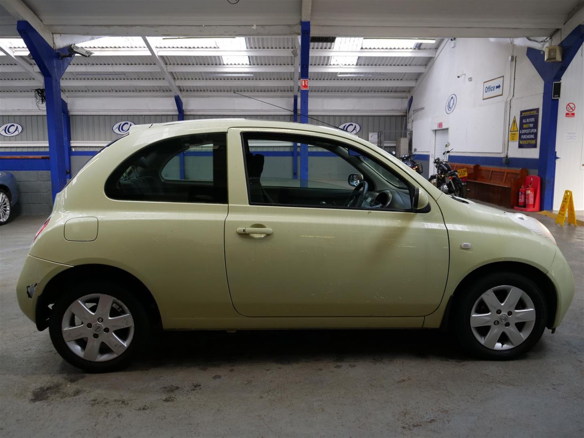 54 04 Nissan Micra SE Auto - Image 4 of 23