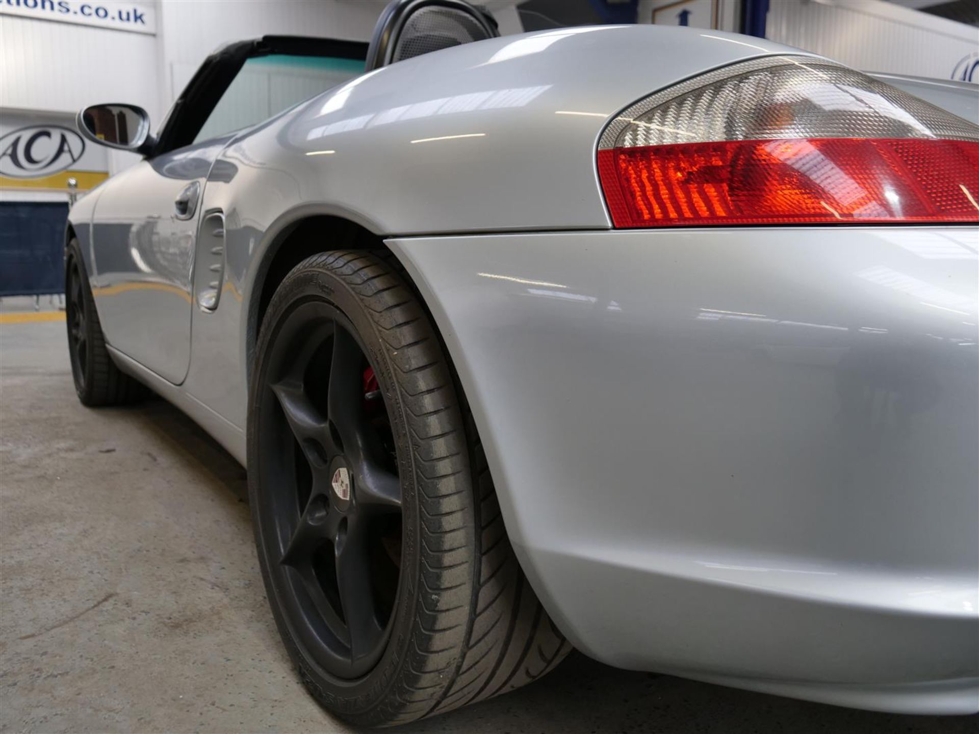 04 04 Porsche Boxster S Tiptronic S - Image 24 of 32