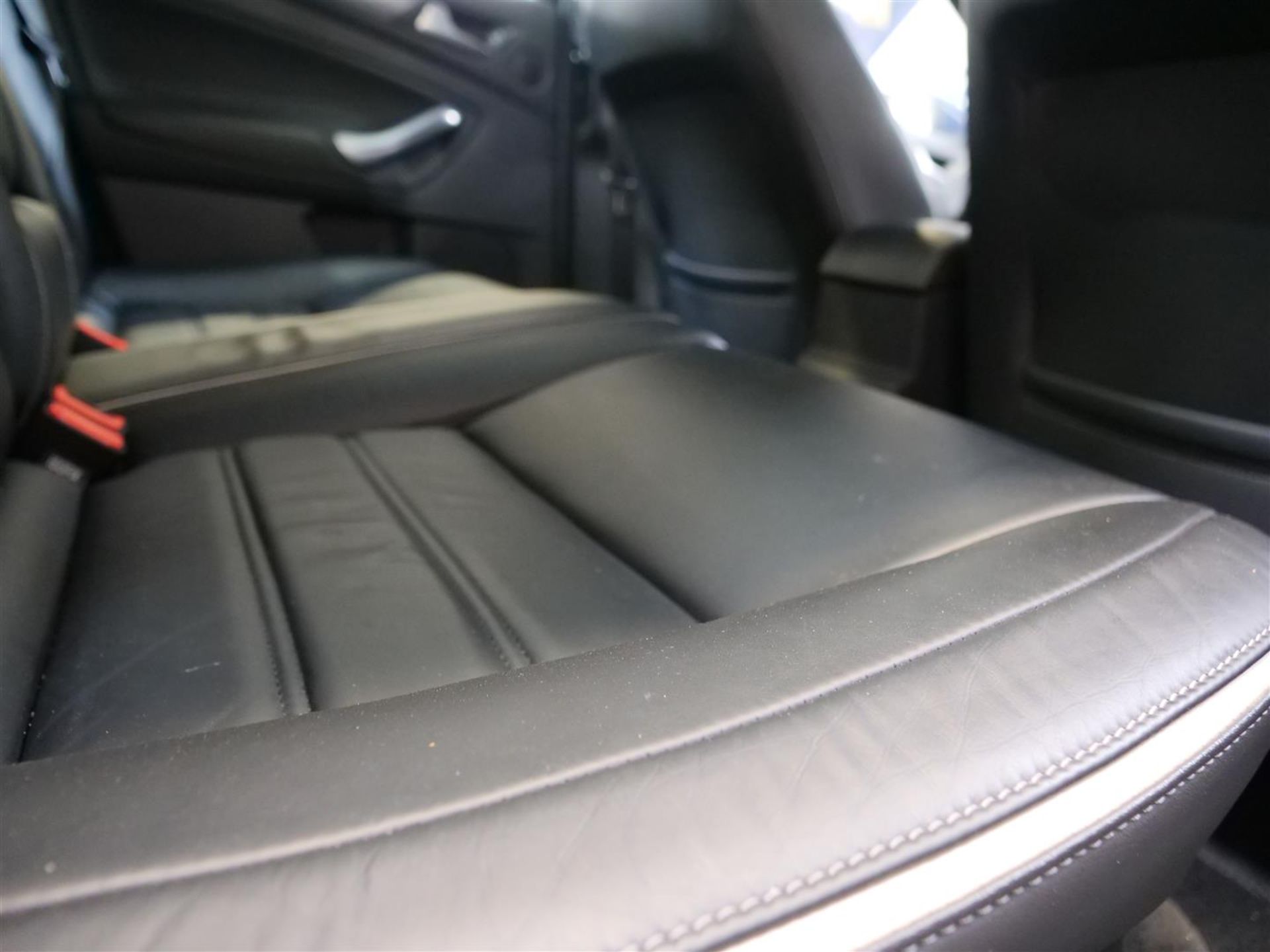 11 11 Ford Mondeo Titanium X - Image 20 of 33