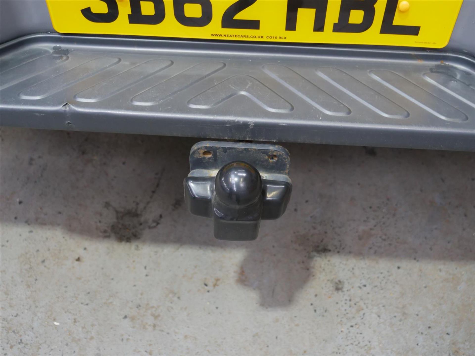 62 12 Nissan Navara Platnum DCI - Image 35 of 37