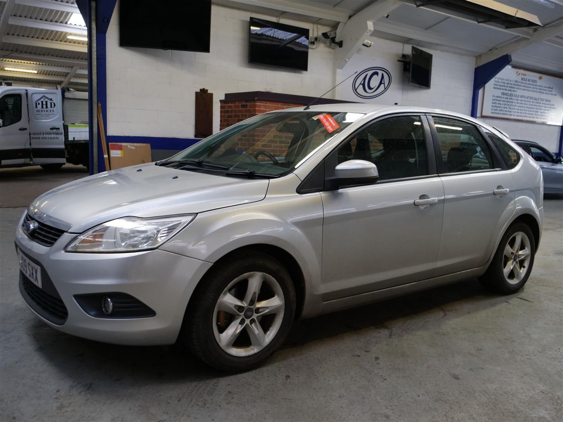 09 09 Ford Focus Zetec 100