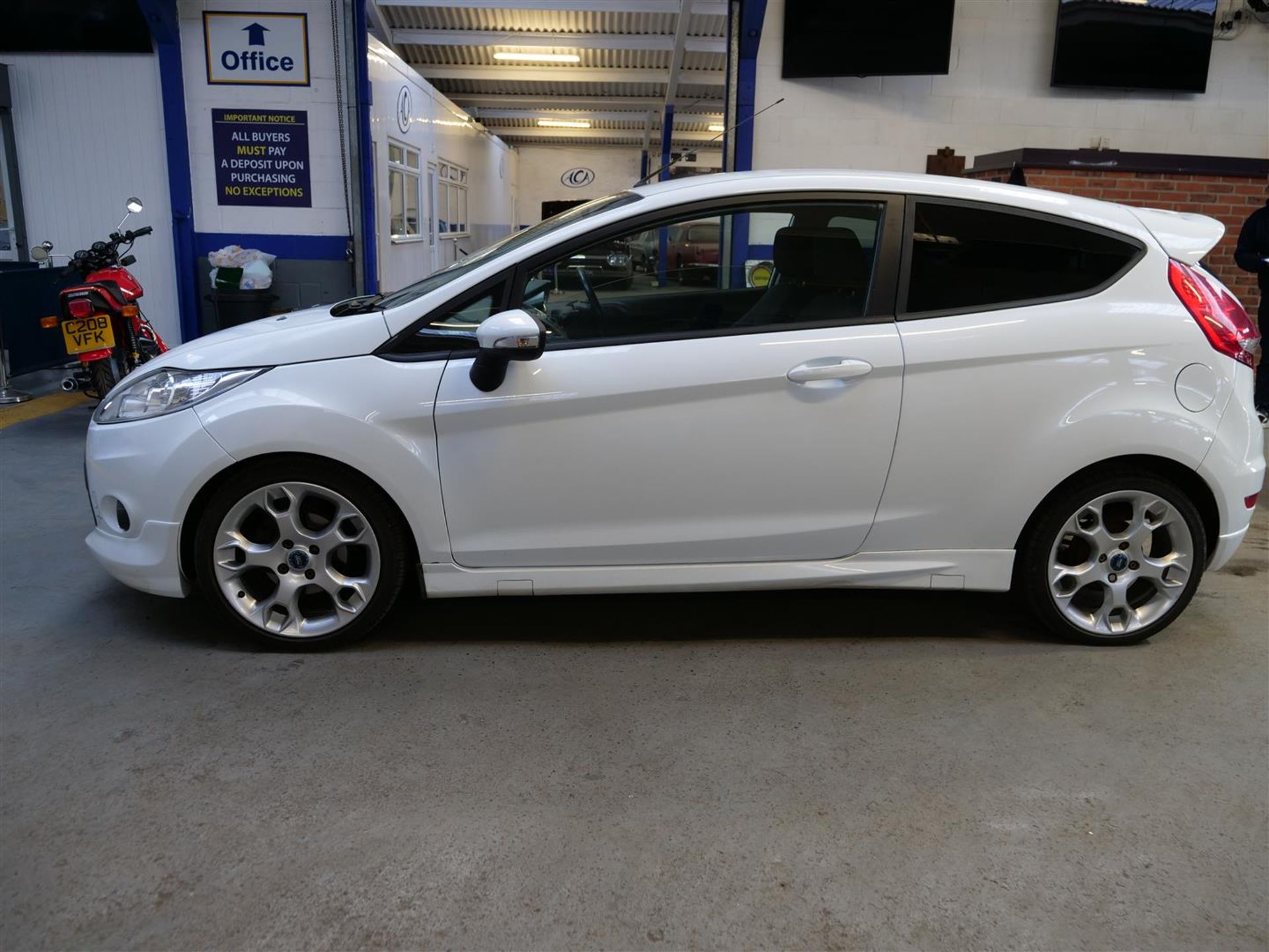 59 09 Ford Fiesta Zetec S 120 - Image 4 of 26