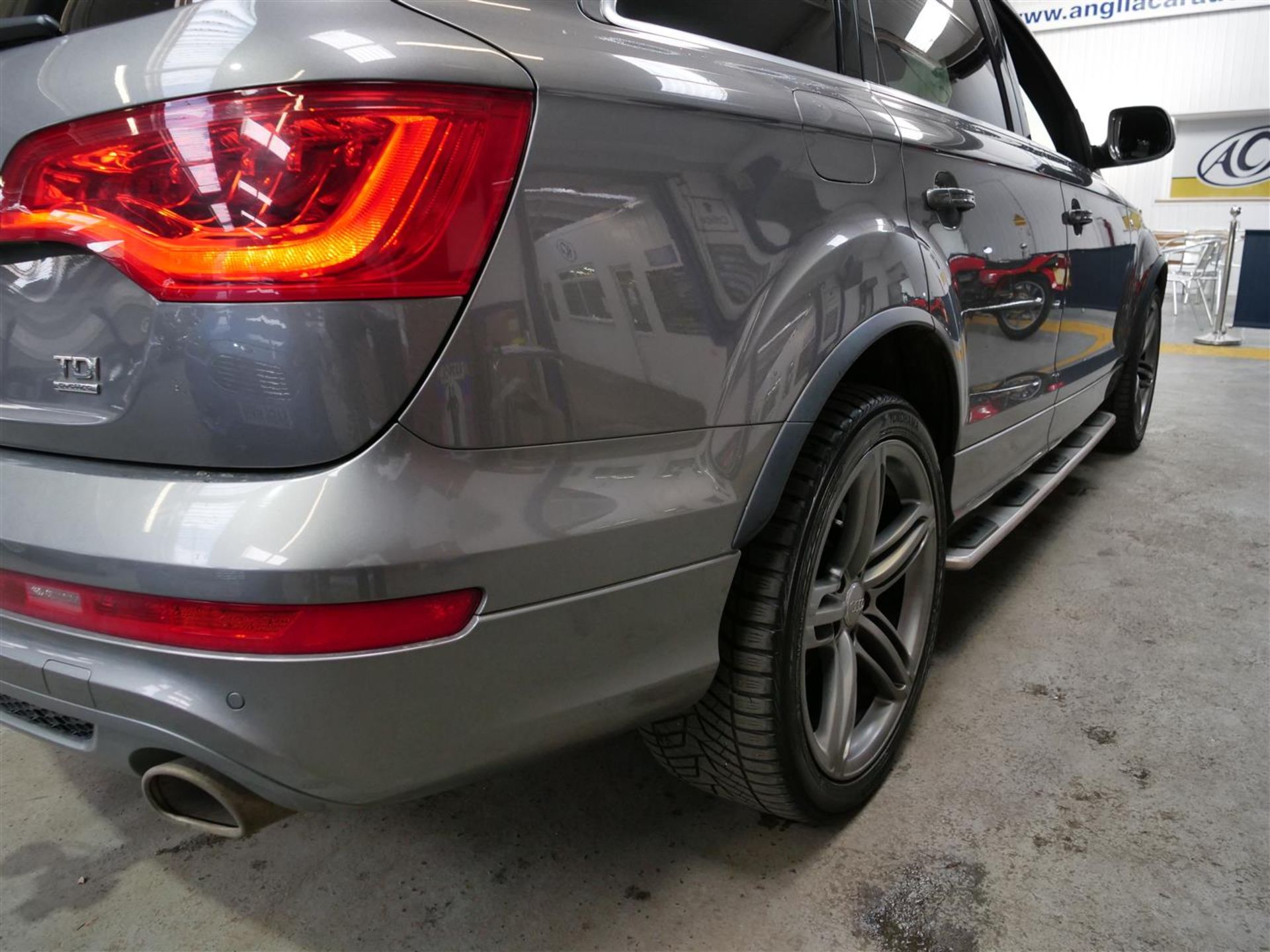 62 12 Audi Q7 S Line + TDI Quattro - Image 36 of 43