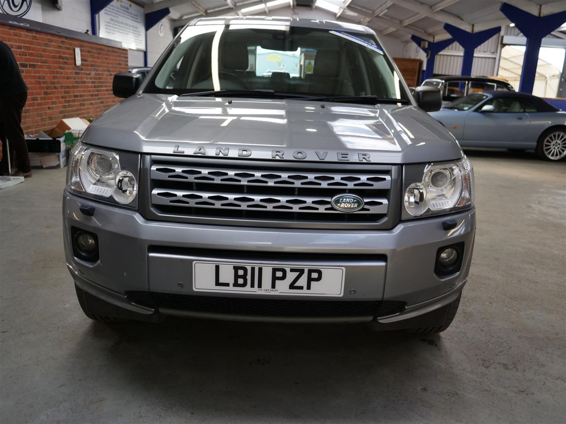 11 11 L/Rover Freelander XS TD4 - Image 2 of 27