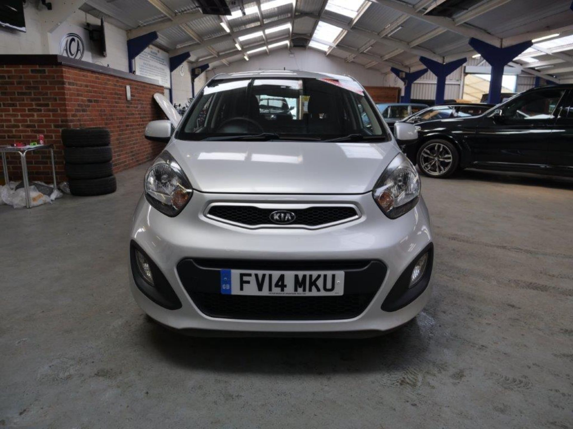 14 14 Kia Picanto I - Image 12 of 28