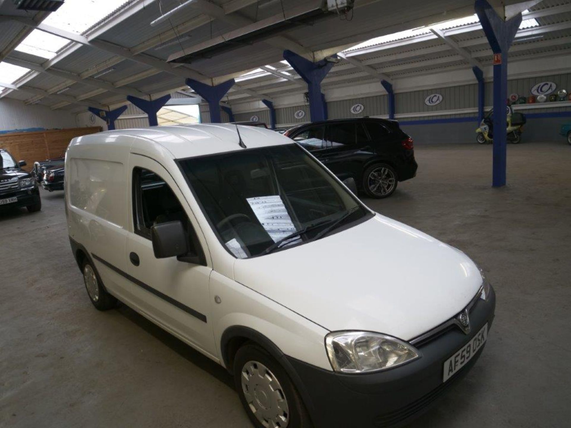 59 09 Vauxhall Combo 1700 CDTI+ - Image 21 of 28