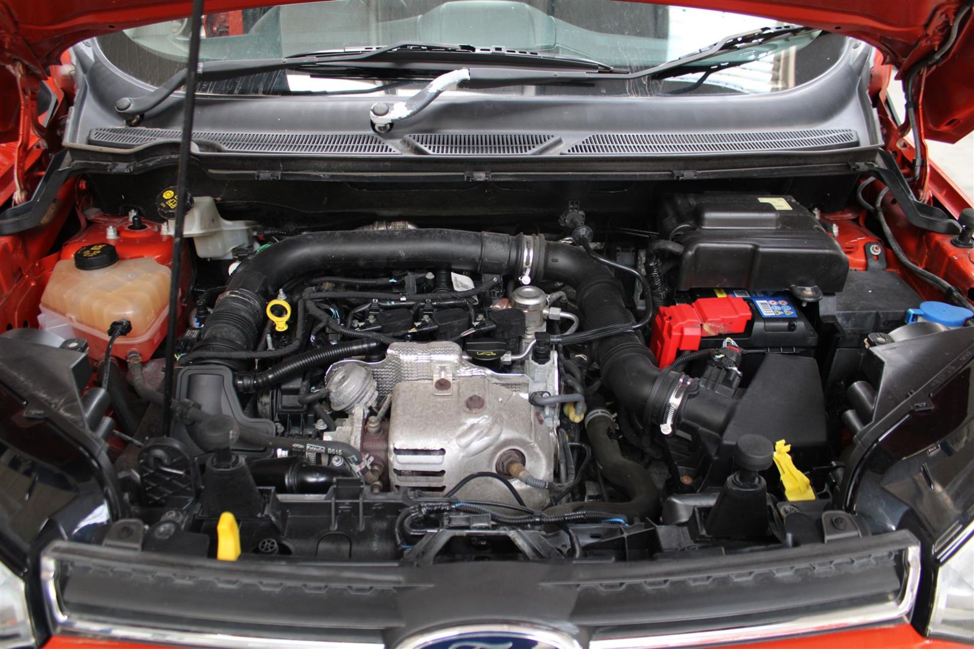 15 15 Ford Ecosport Titanium Turbo - Image 9 of 24