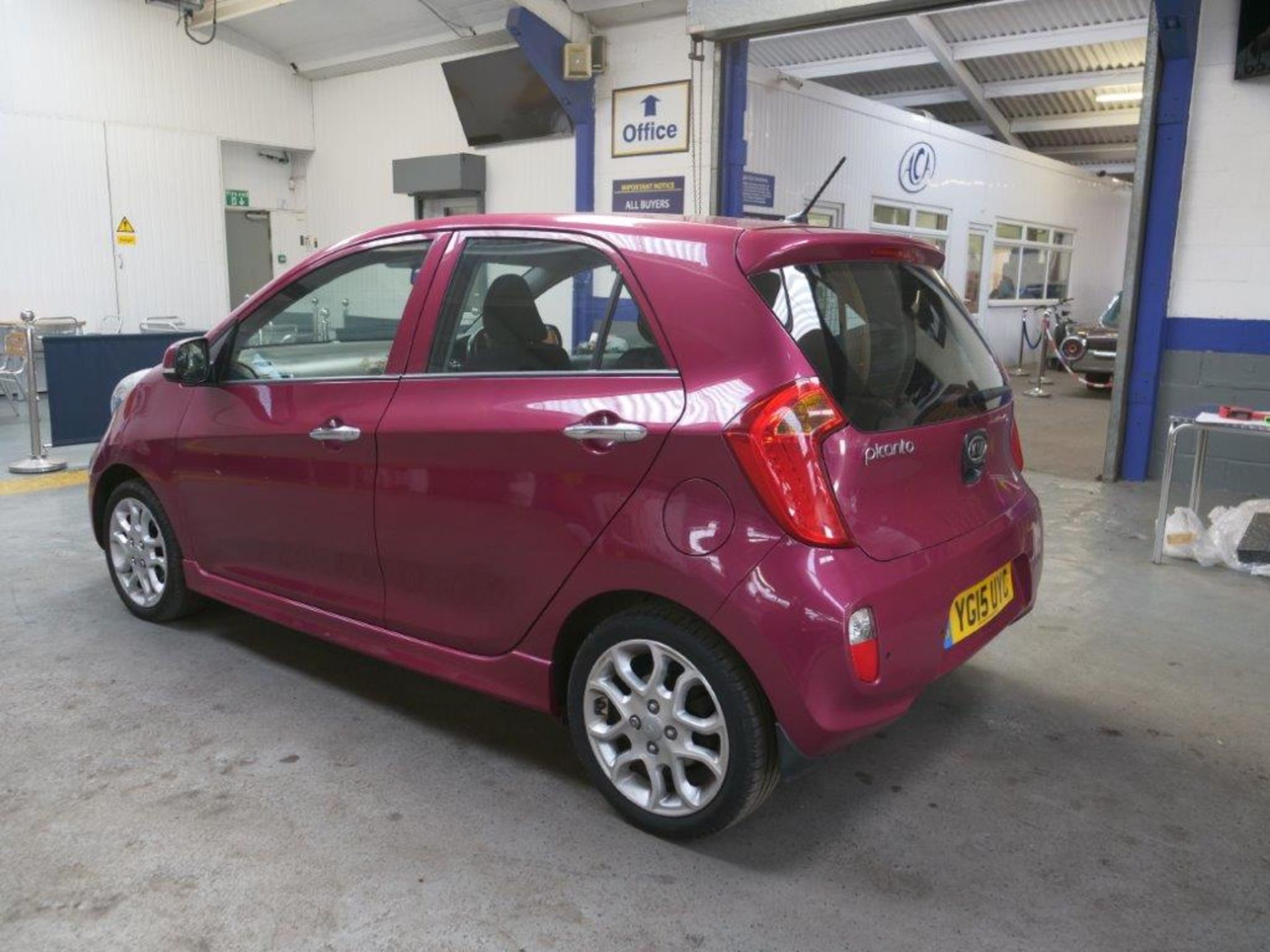 15 15 Kia Picanto 3 Auto - Image 19 of 34