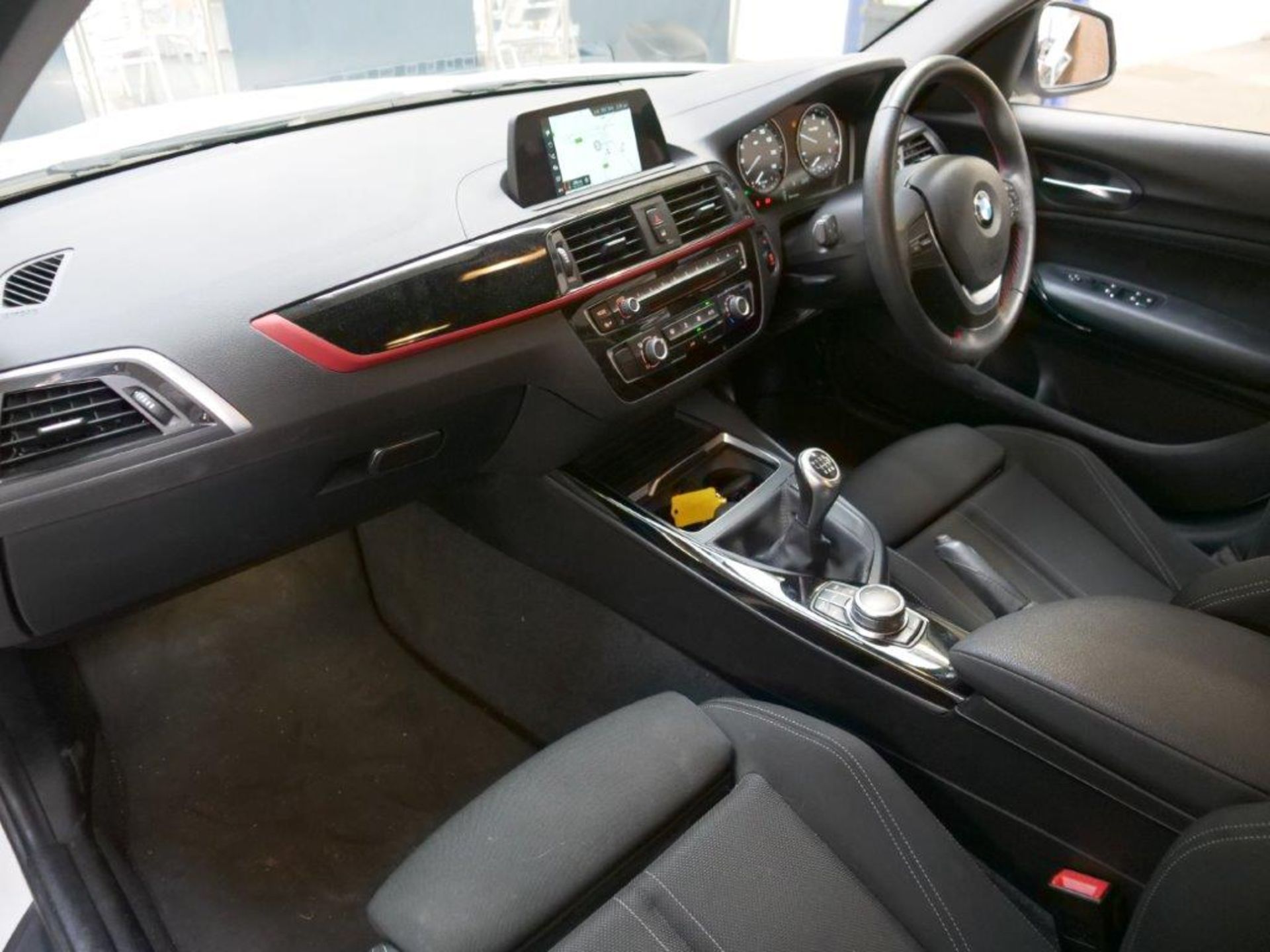 18 18 BMW 116D Sport - Image 10 of 39