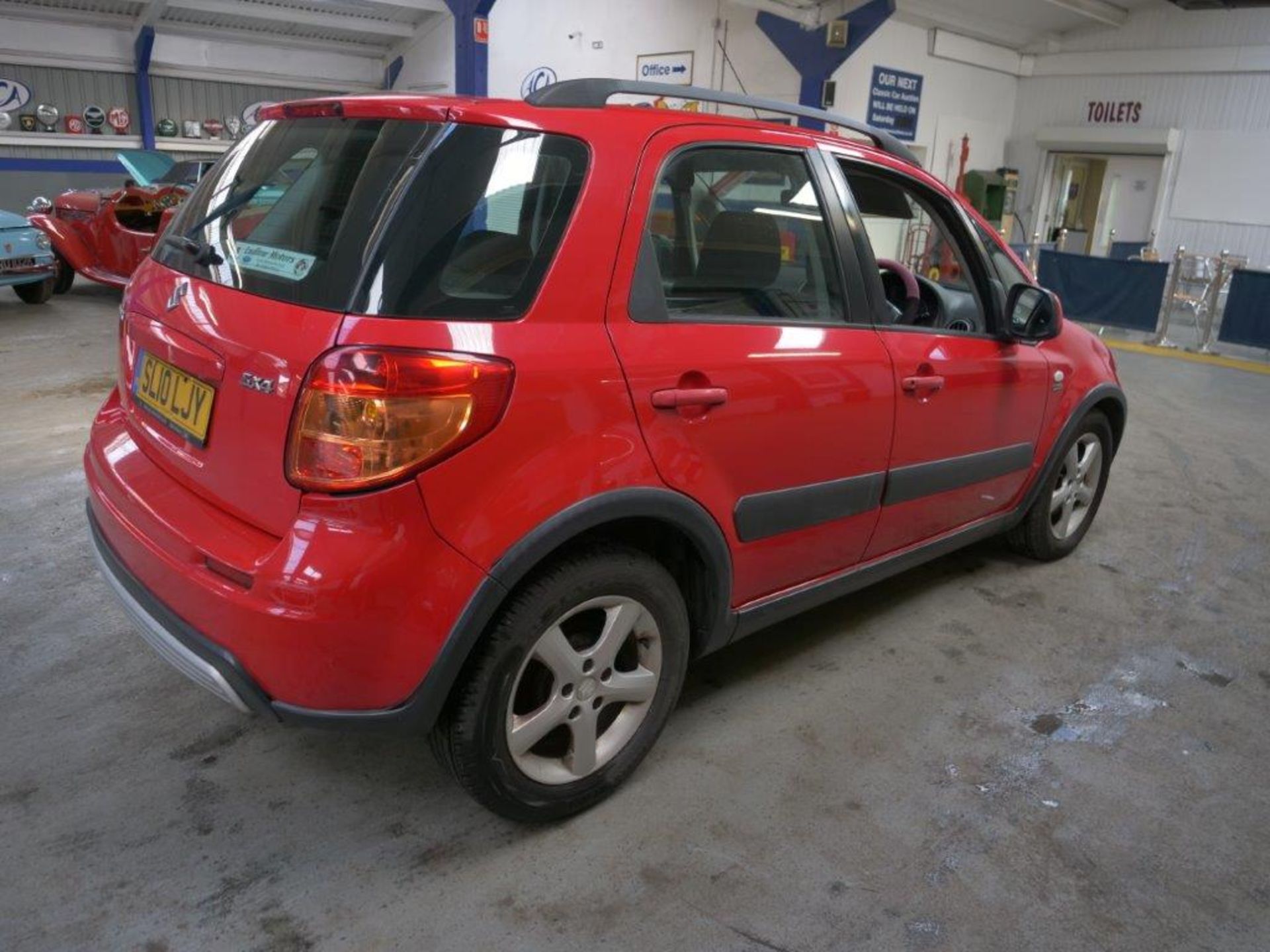 10 10 Suzuki SX4 DDIS - Image 7 of 32