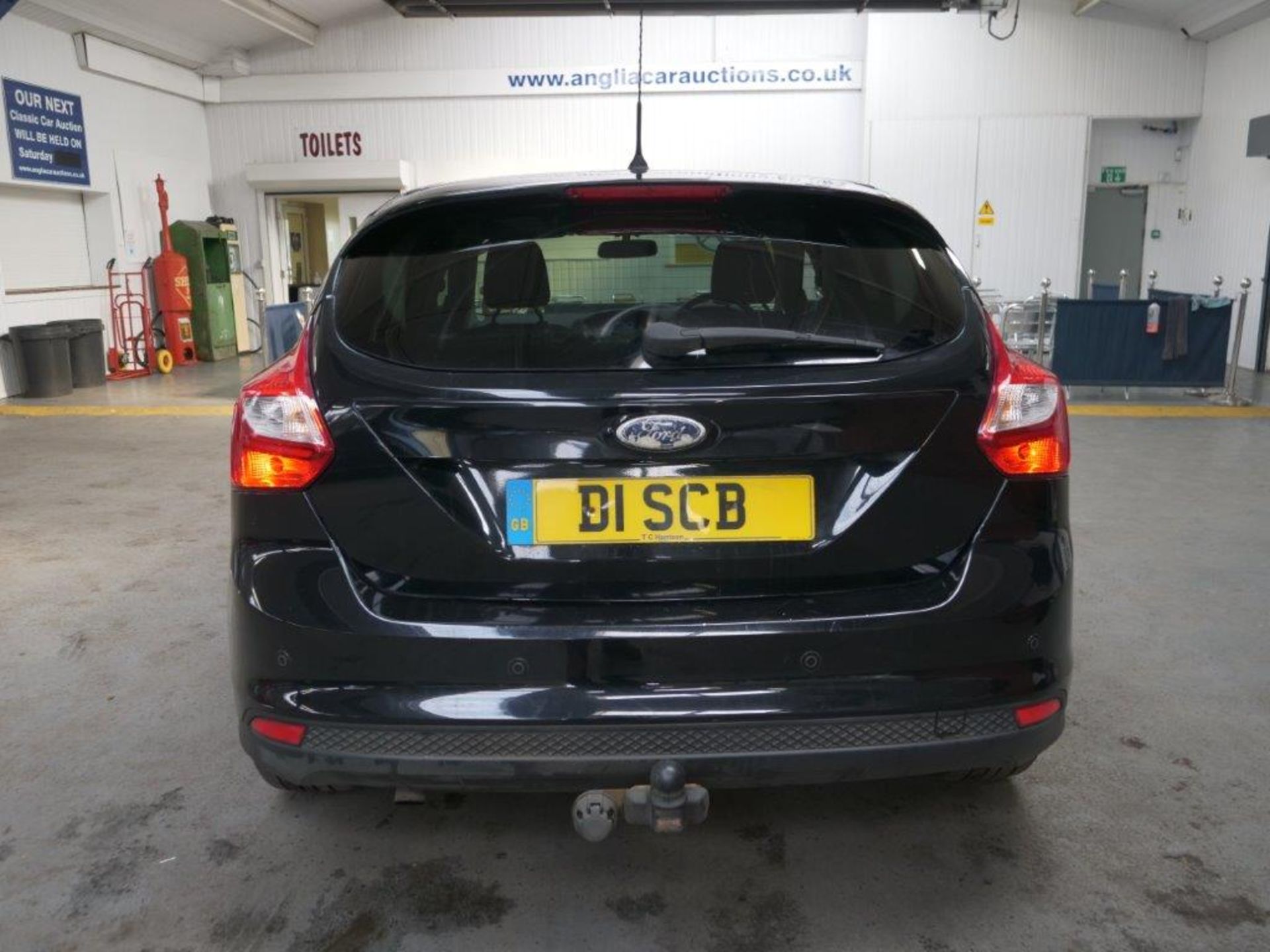 12 12 Ford Focus Zetec TDCI - Image 6 of 40