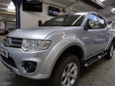 14 14 Mitsubishi L200 Barbarian DCB