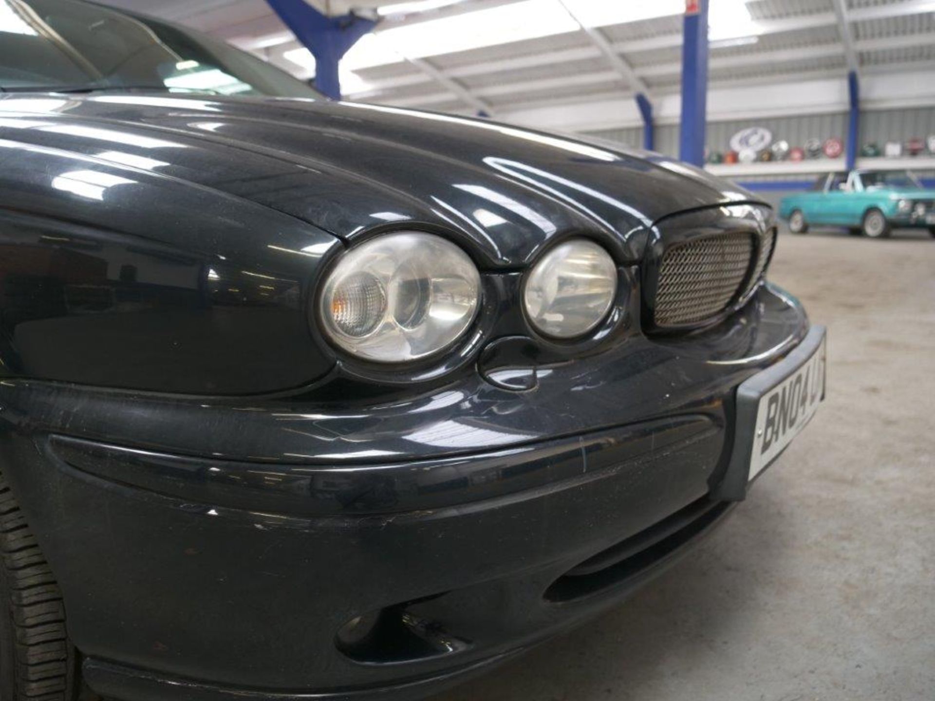 04 04 Jaguar X-Type Sport D - Image 3 of 33