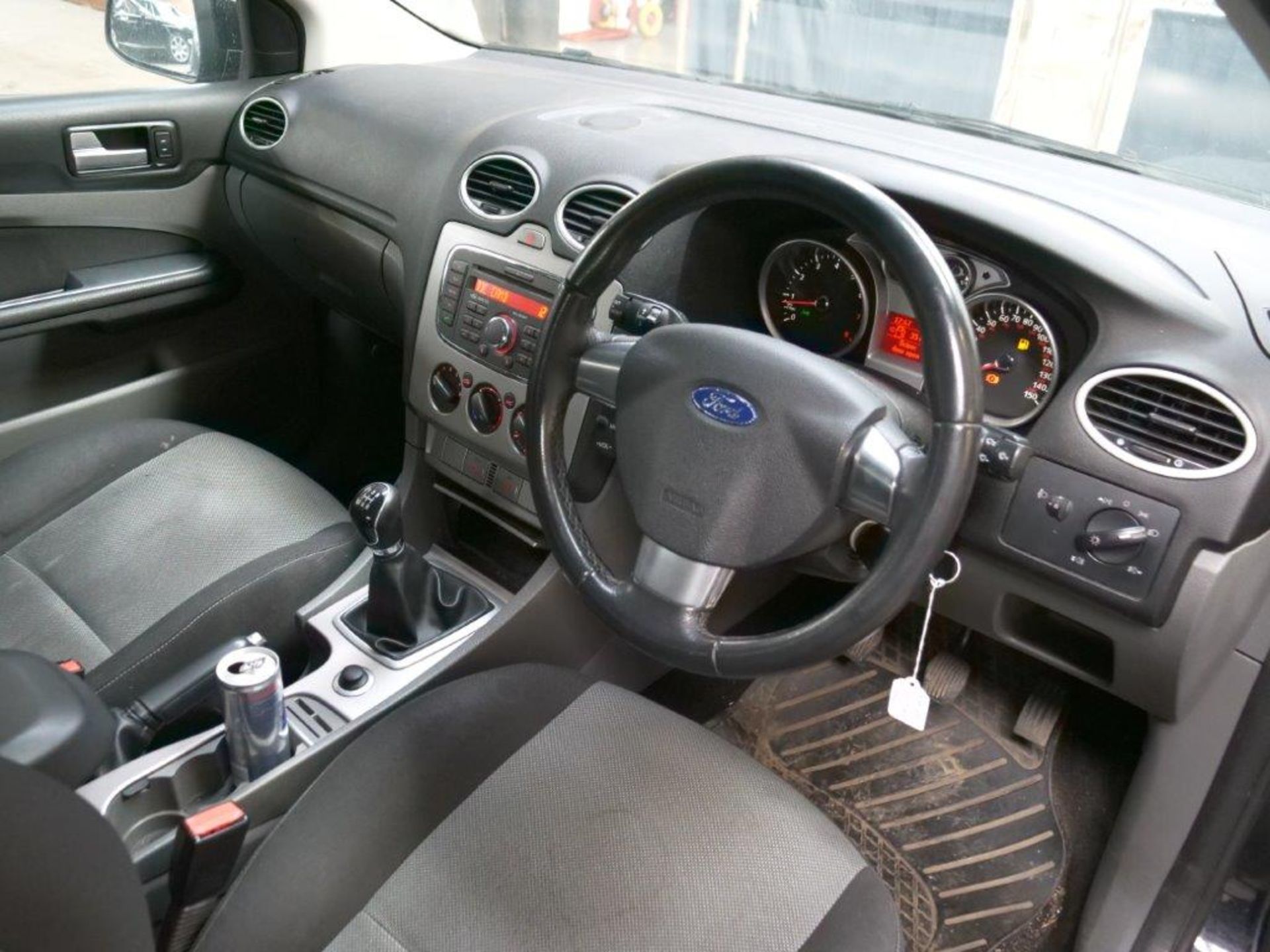 59 10 Ford Focus Zetec 125 - Image 26 of 34