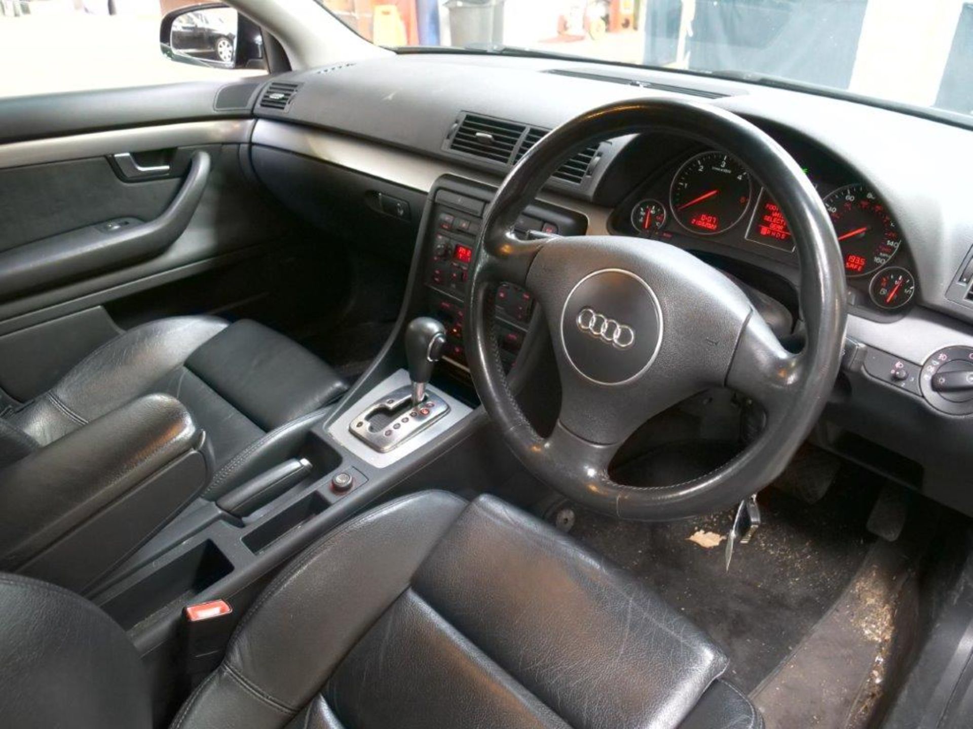 04 04 Audi A4 Sport TDI - Image 34 of 37