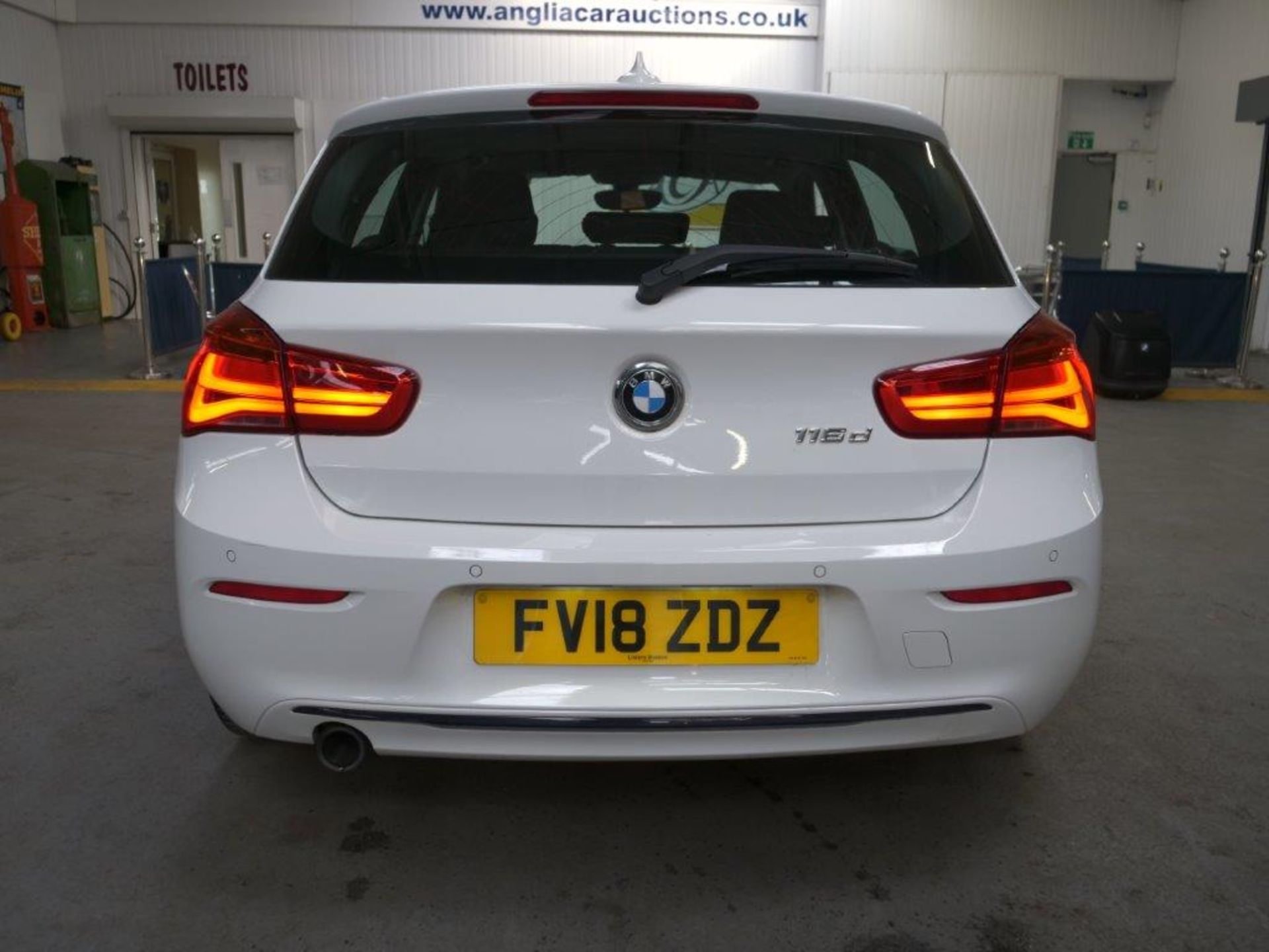 18 18 BMW 116D Sport - Image 22 of 39