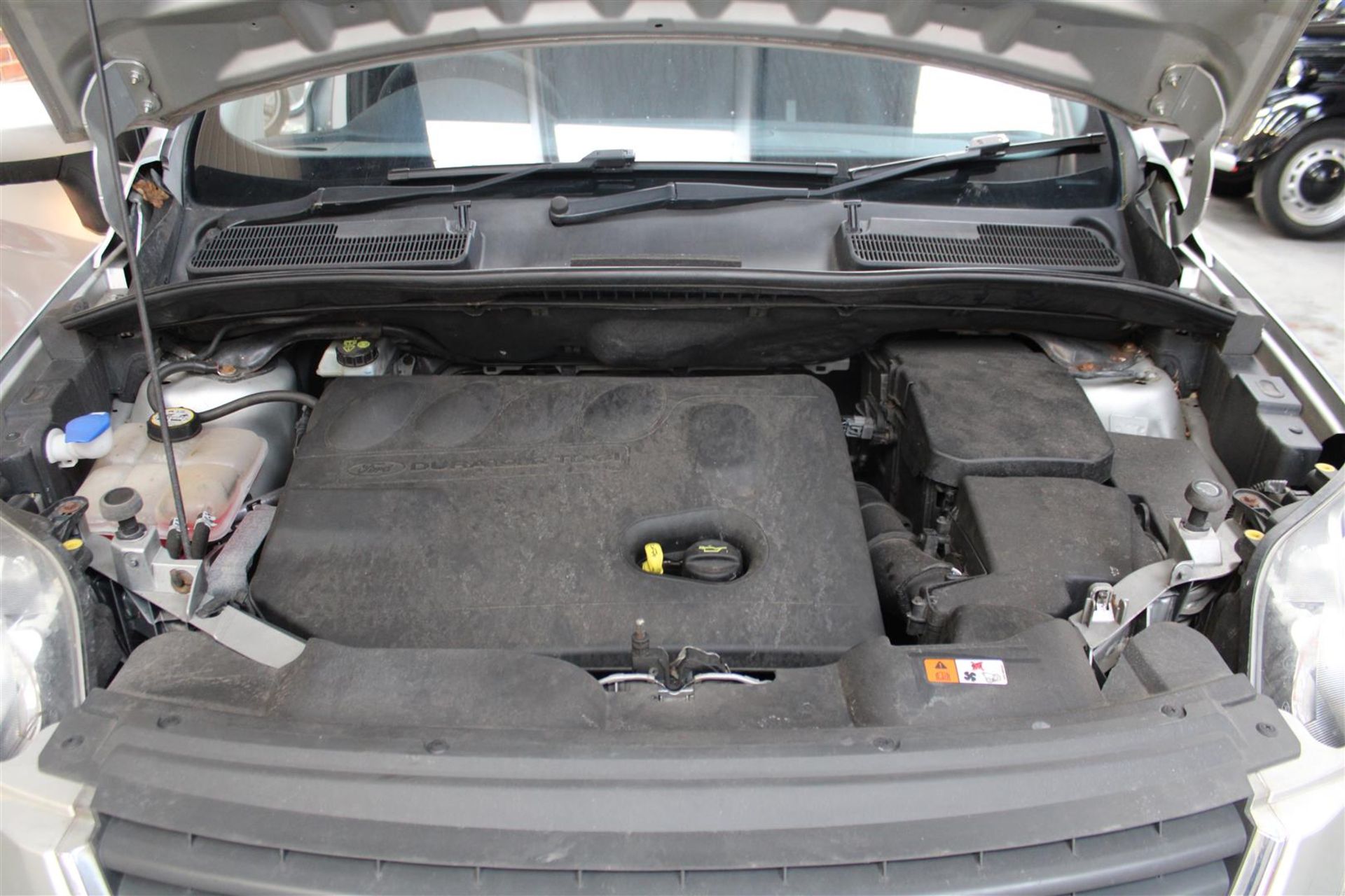 59 09 Ford Kuga Titanium TDCI - Image 6 of 21