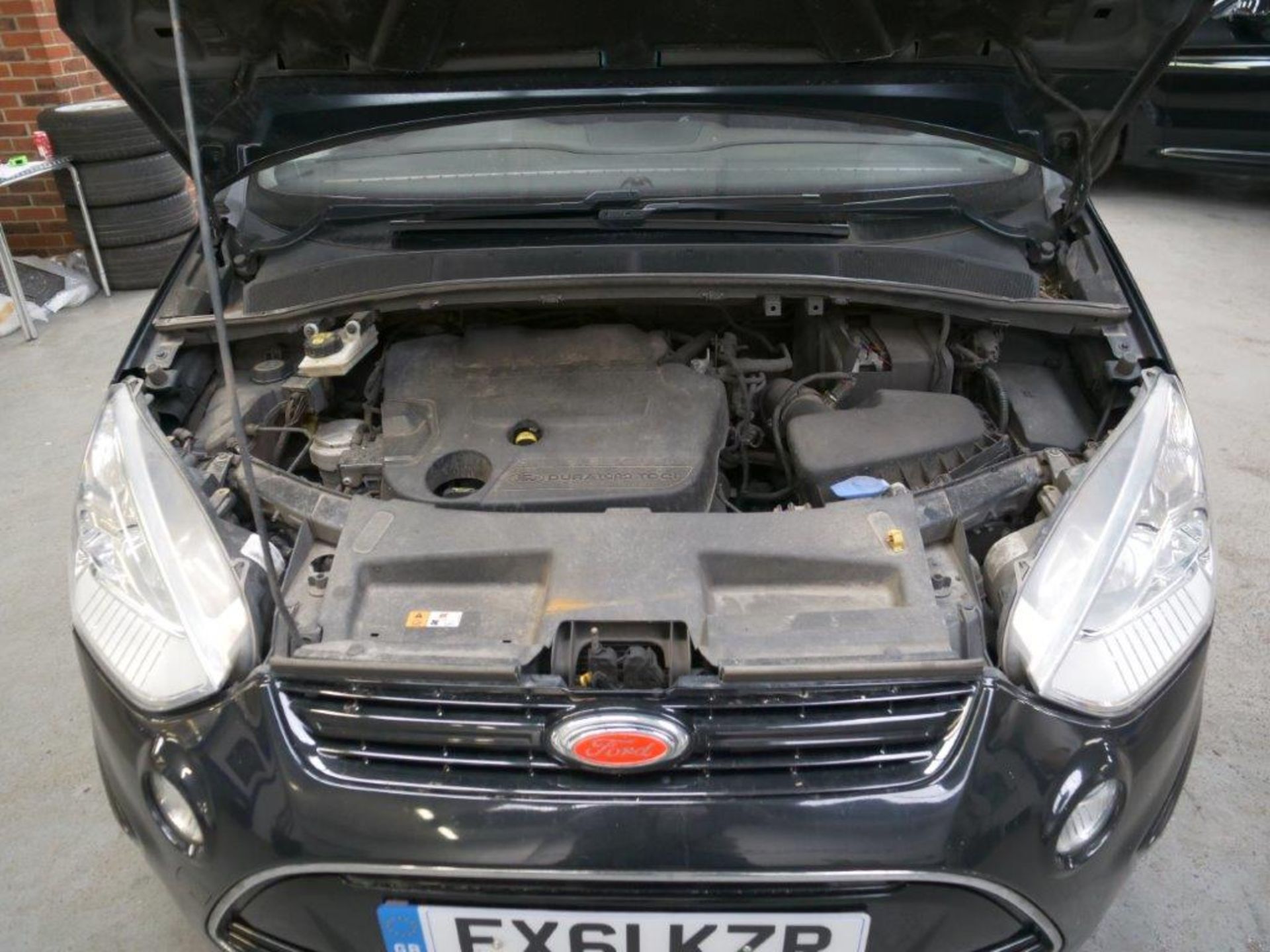 61 11 Ford S-Max Titanium TDCI 161 - Image 16 of 33