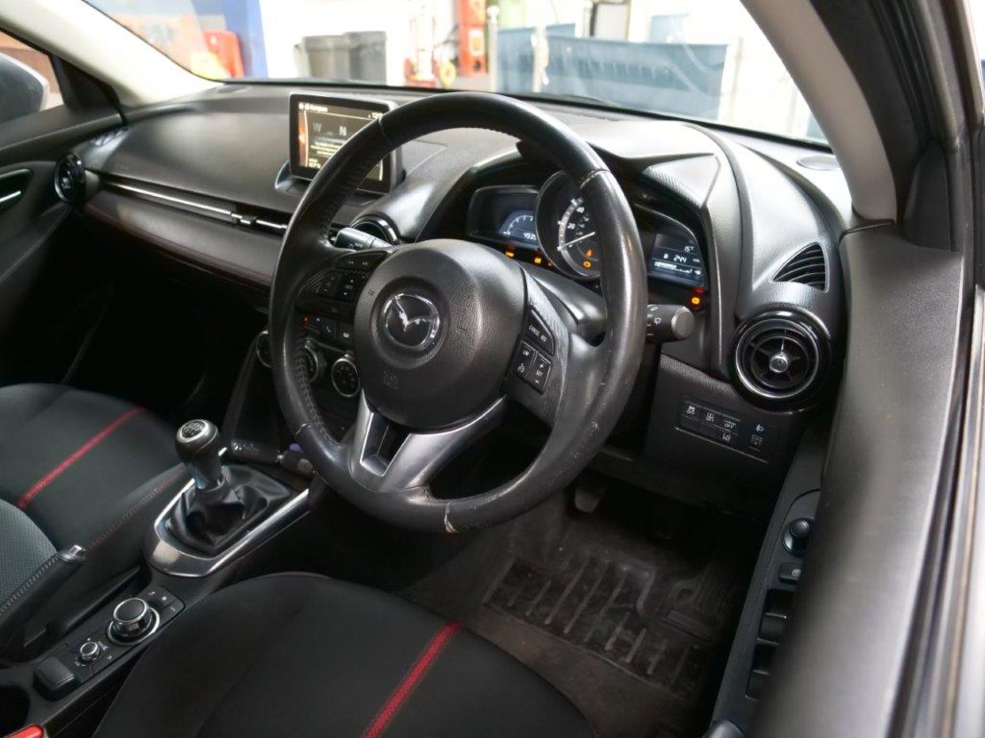 65 16 Mazda 2 Sport D Nav - Image 38 of 44