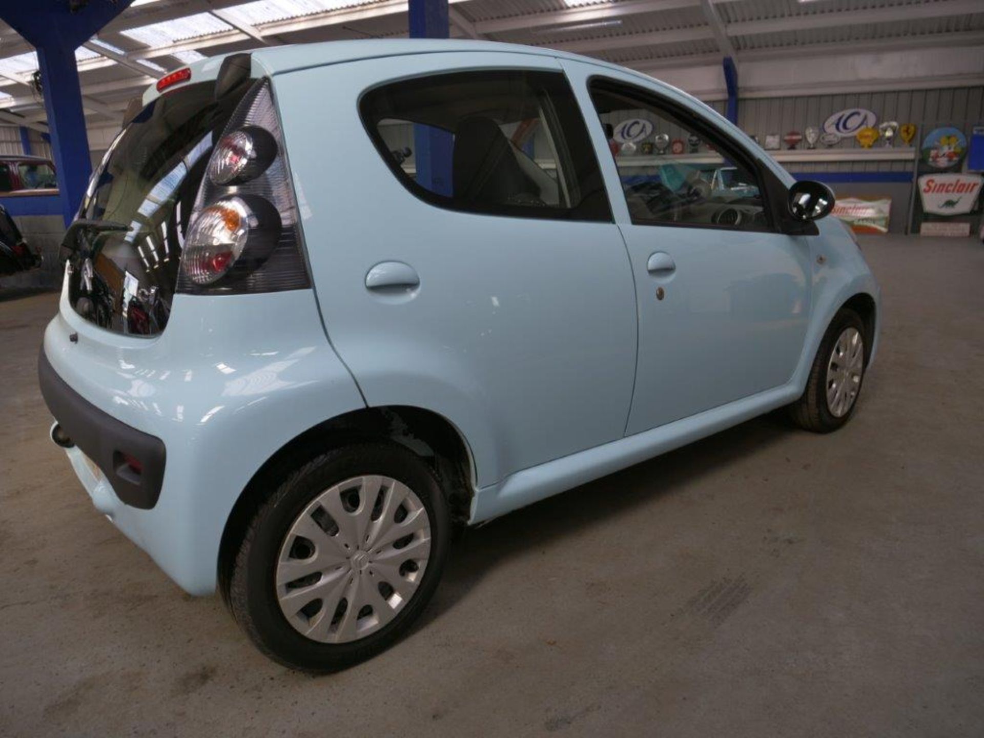 13 13 Citroen C1 VTR - Image 14 of 28