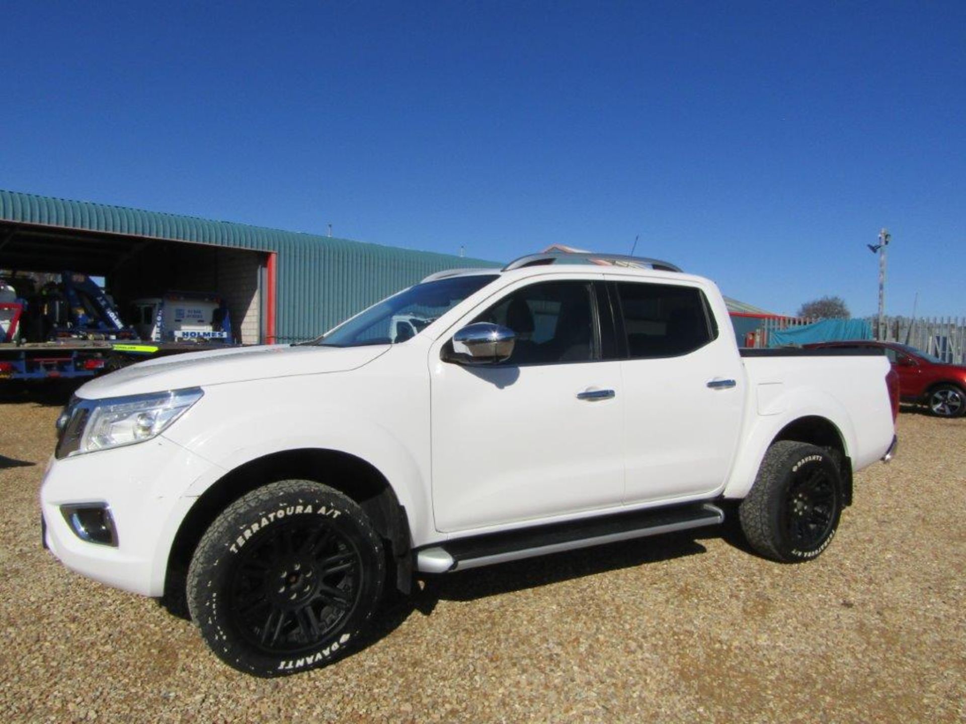 68 18 Nissan Navara Tekna DCI Auto