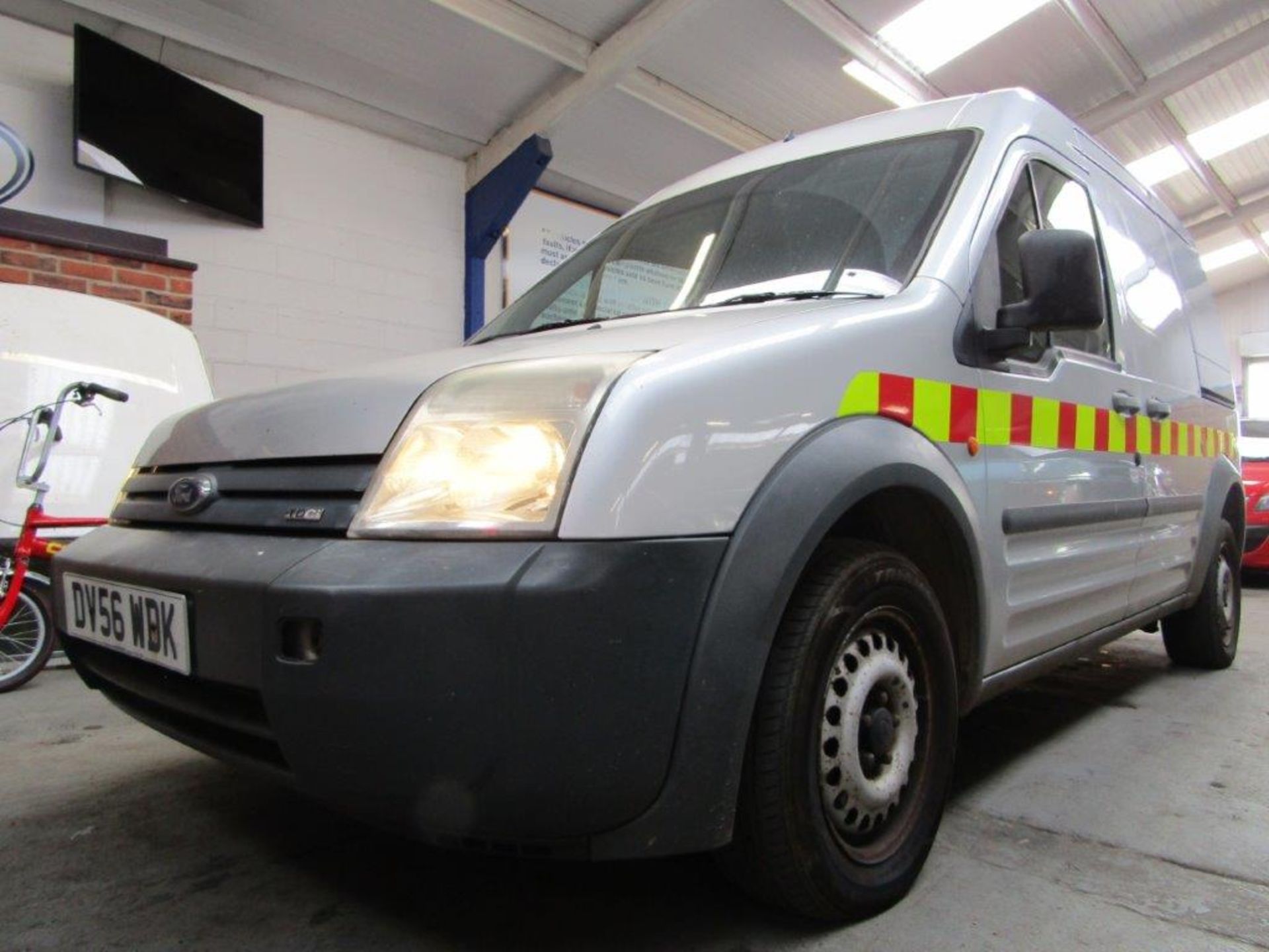 56 06 Ford Transit Conn T230 L110 - Image 3 of 19