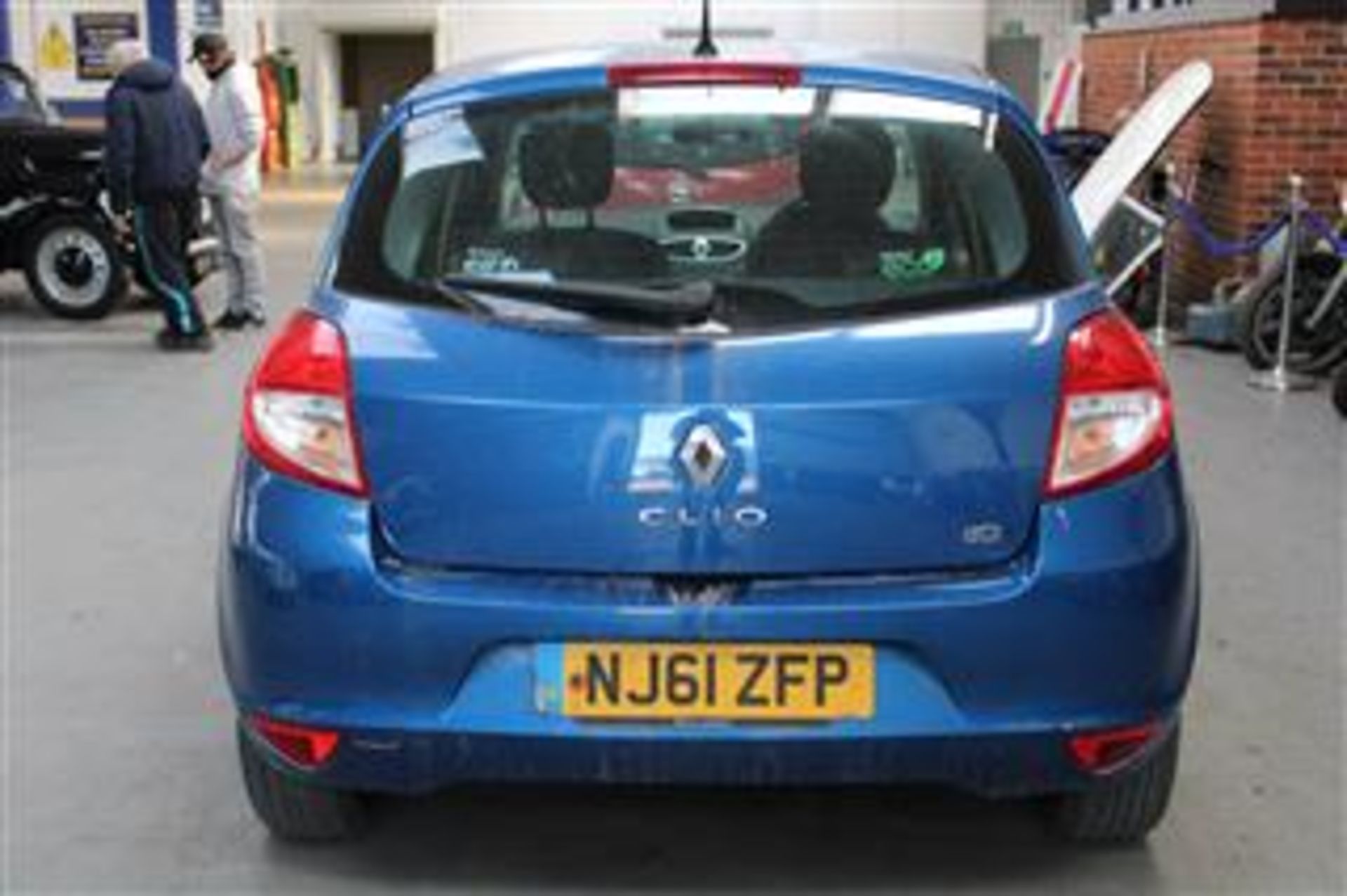 61 11 Renault Clio Expression DCI - Image 17 of 18