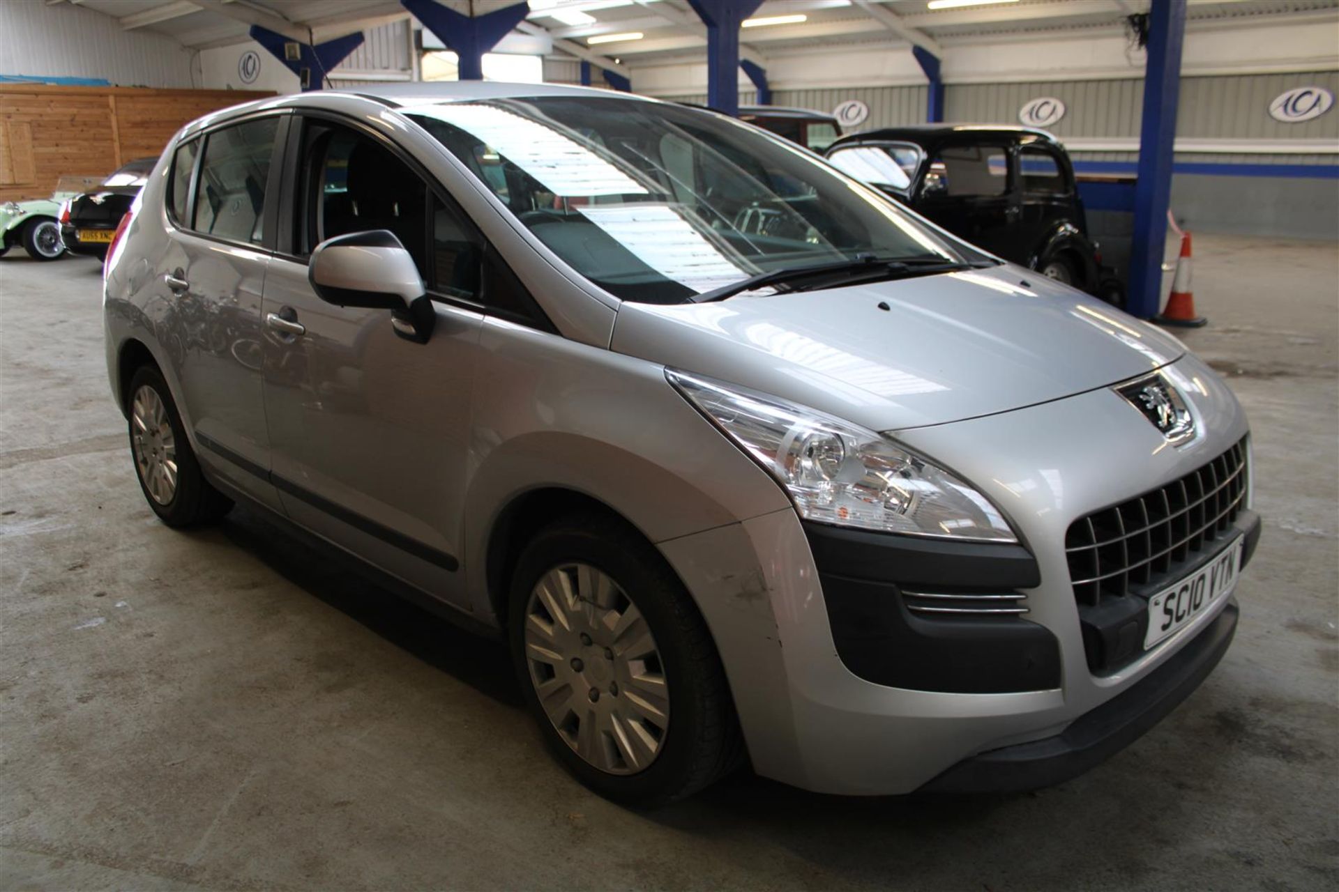 10 10 Peugeot 3008 Active HDI - Image 13 of 16