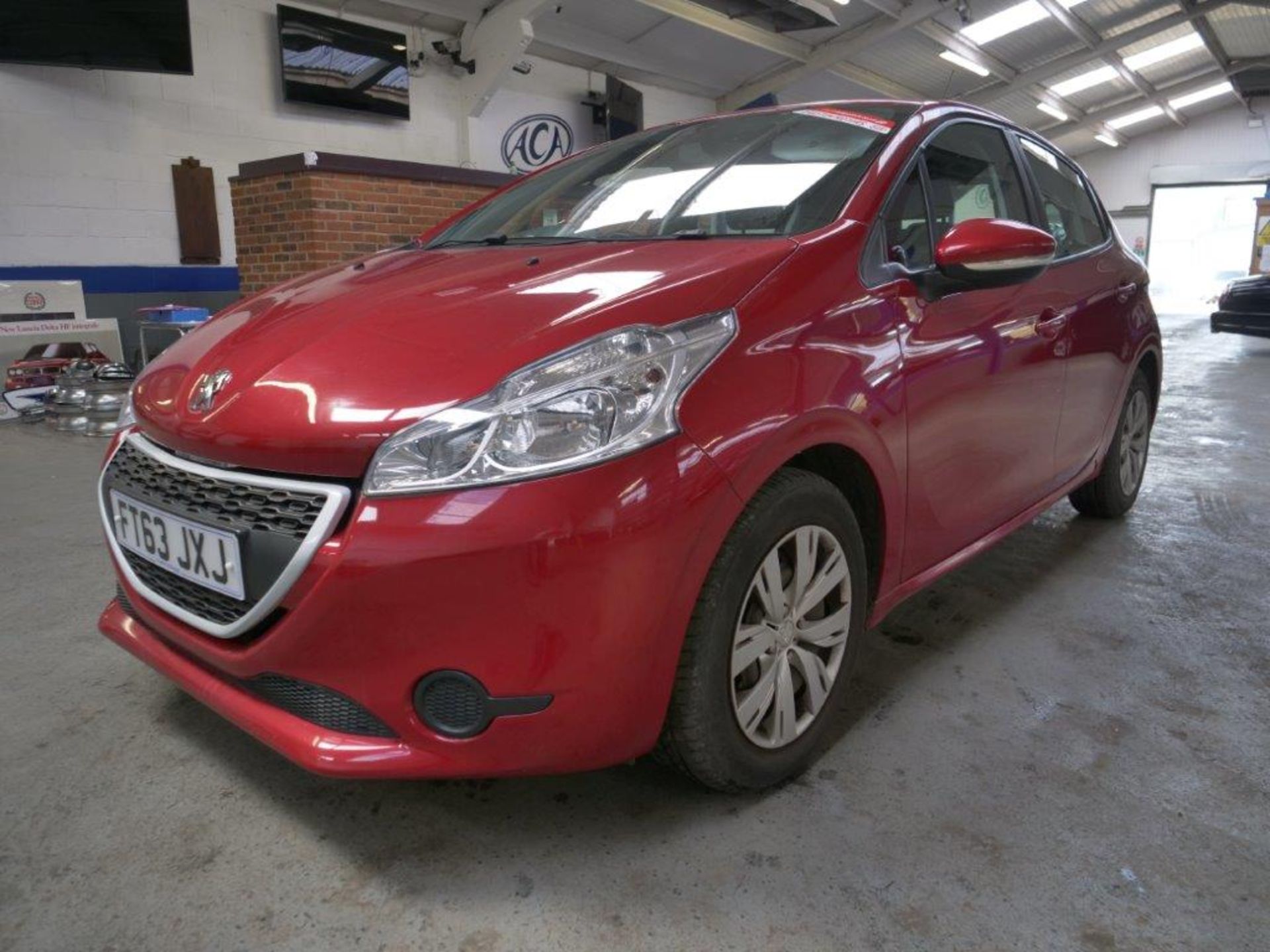 63 14 Peugeot 208 Access Plus