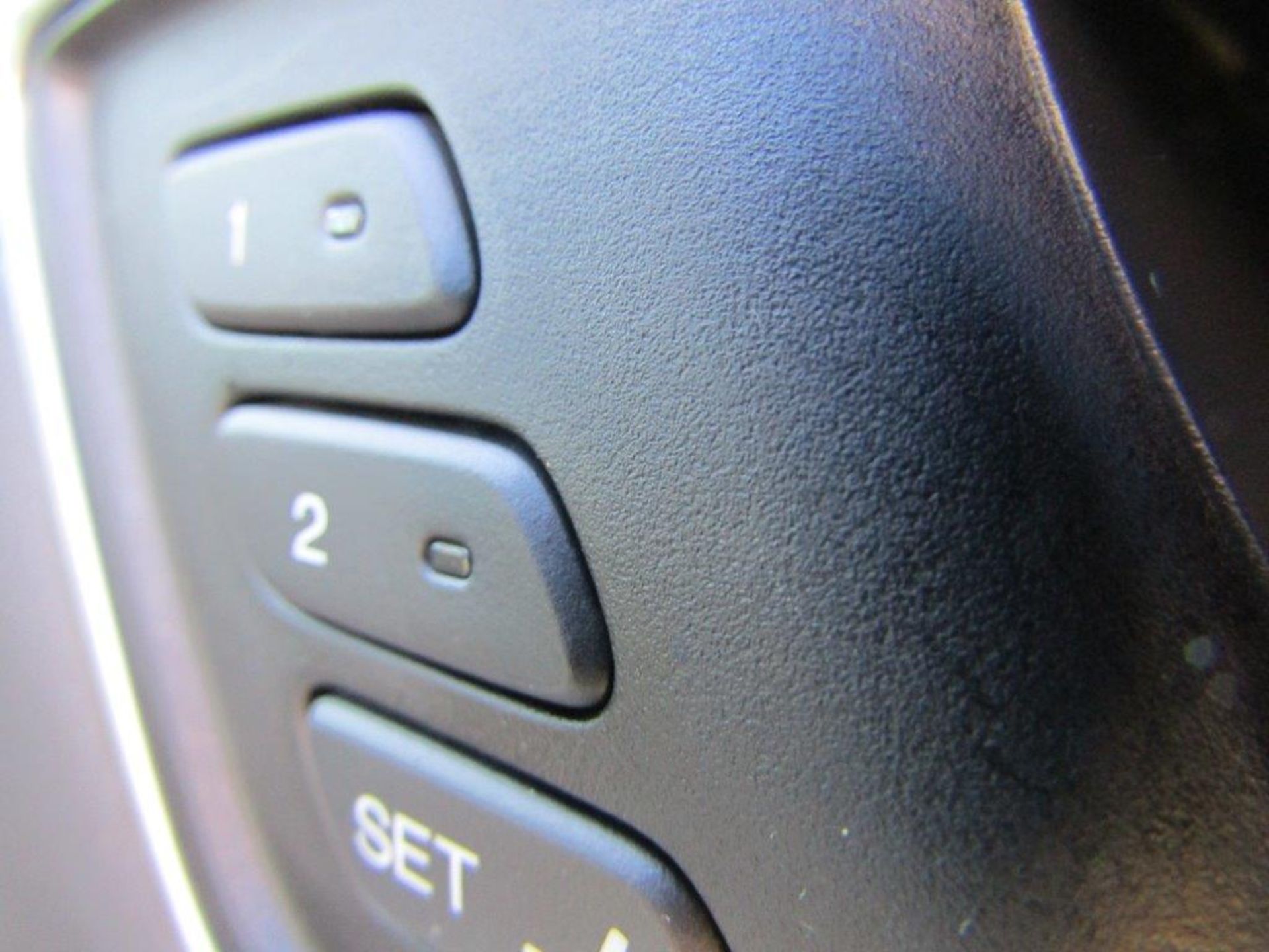 69 20 Honda CR-V EX I-MMD CVT - Image 31 of 41