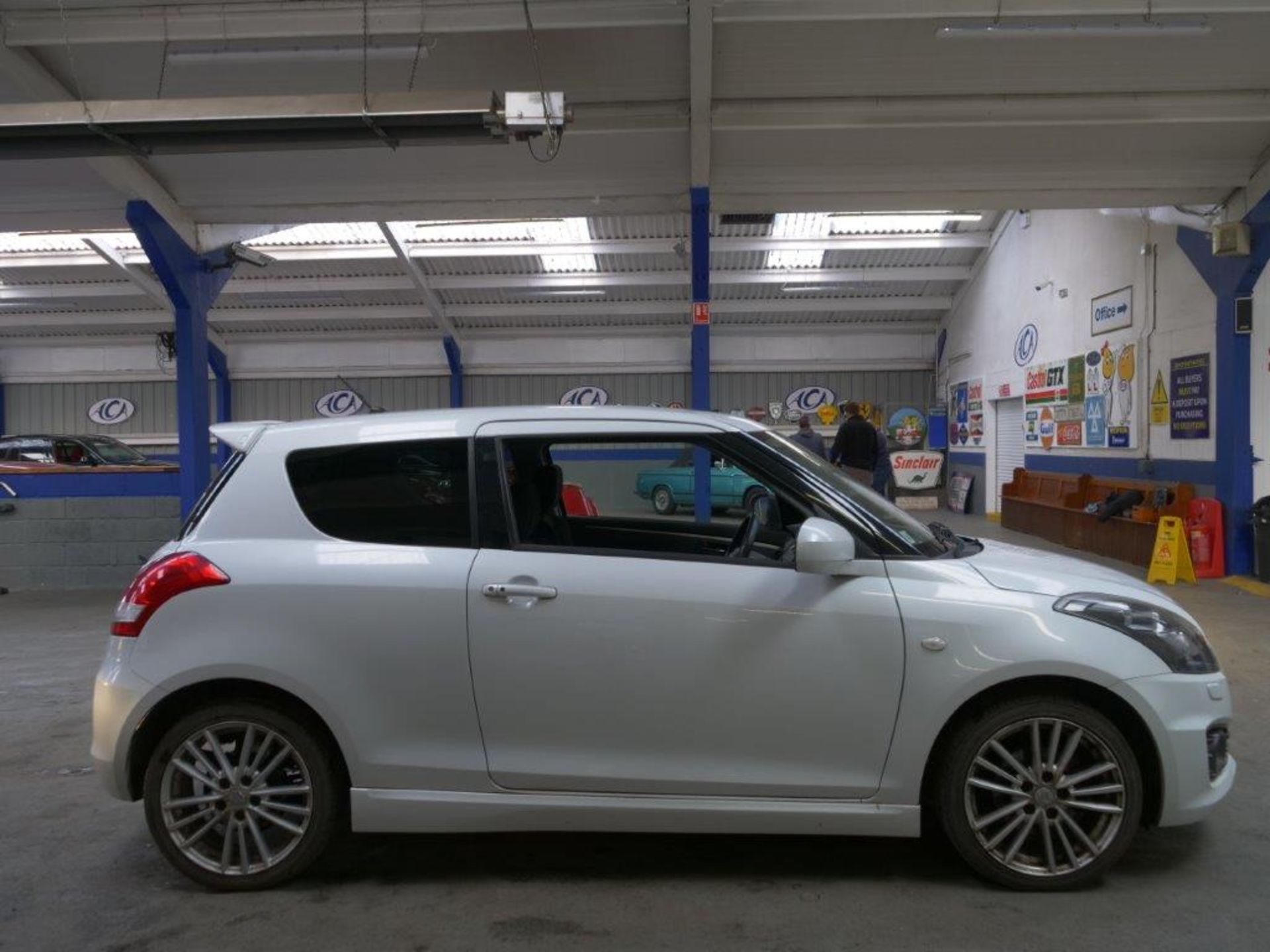 62 12 Suzuki Swift Sport - Image 12 of 36