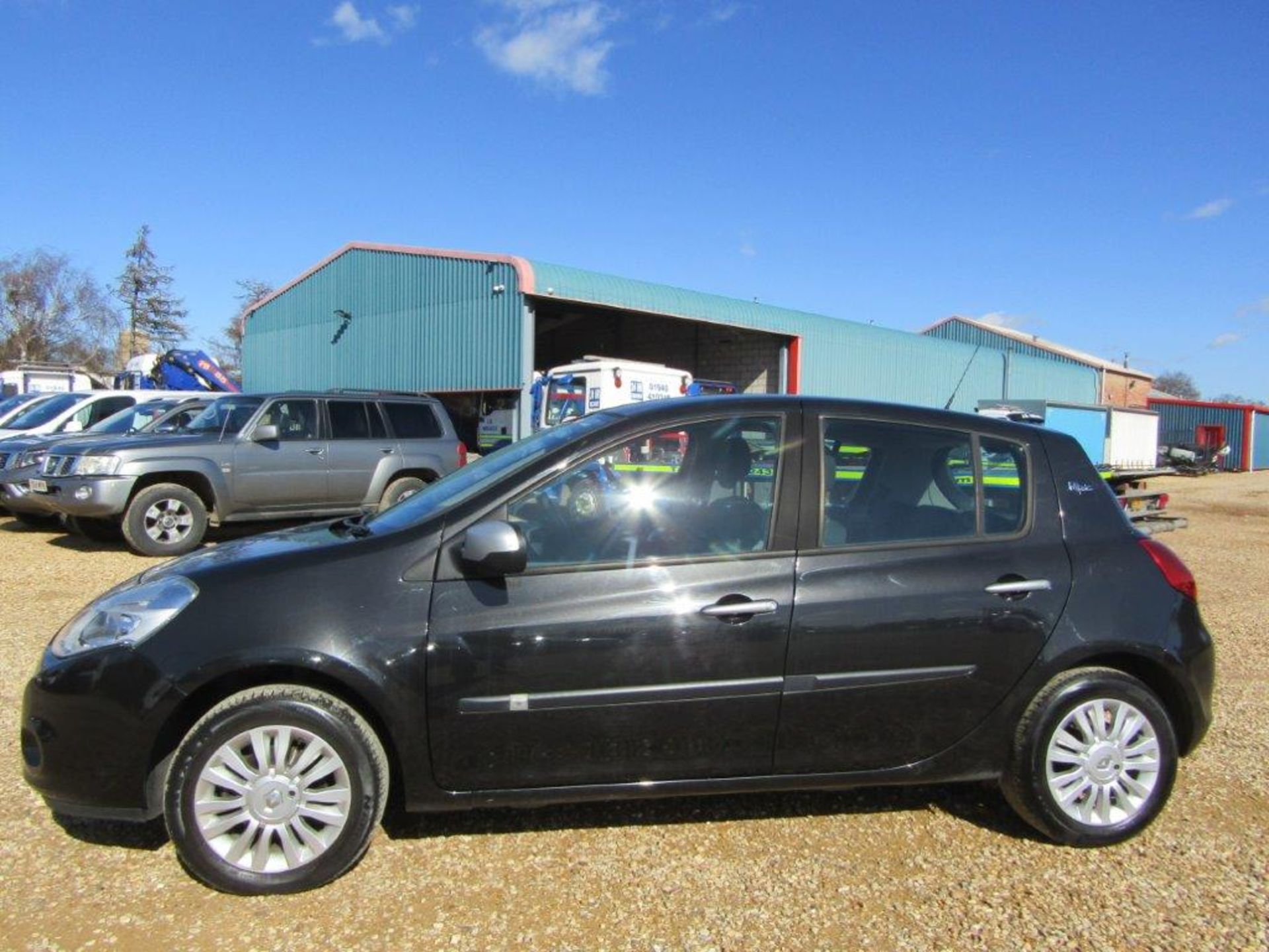 60 10 Renault Clio I-Music TCE - Image 4 of 24