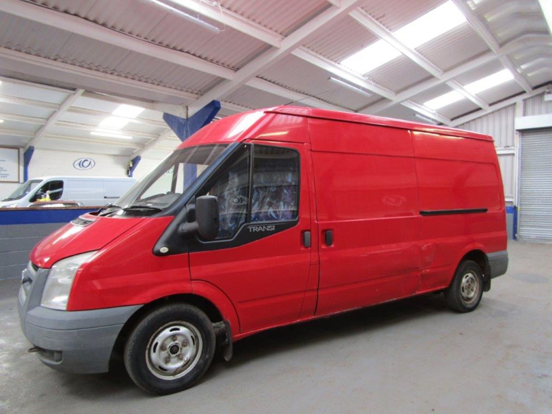 58 09 Ford Transit 115 T300L FWD